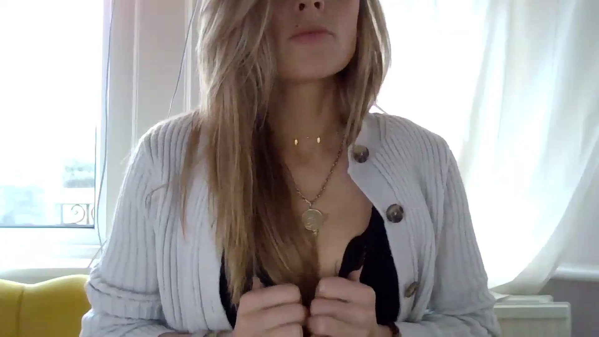 Gallery image thumbnail from Courtney's myfreecams stream on, 02/03/2024, 13:33 image 12 of 20