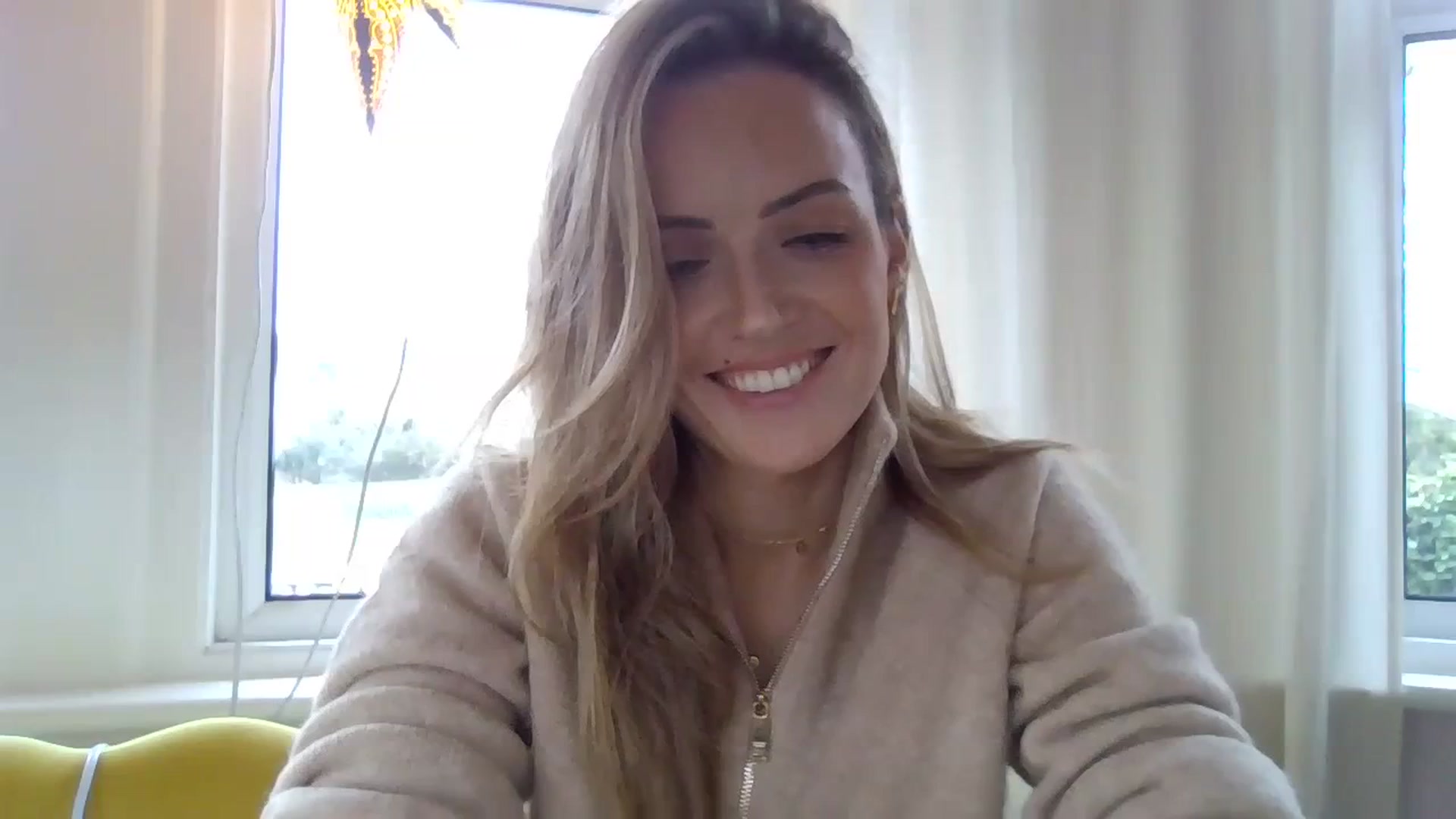 Gallery image thumbnail from Courtney's myfreecams stream on, 02/09/2024, 17:18 image 1 of 20