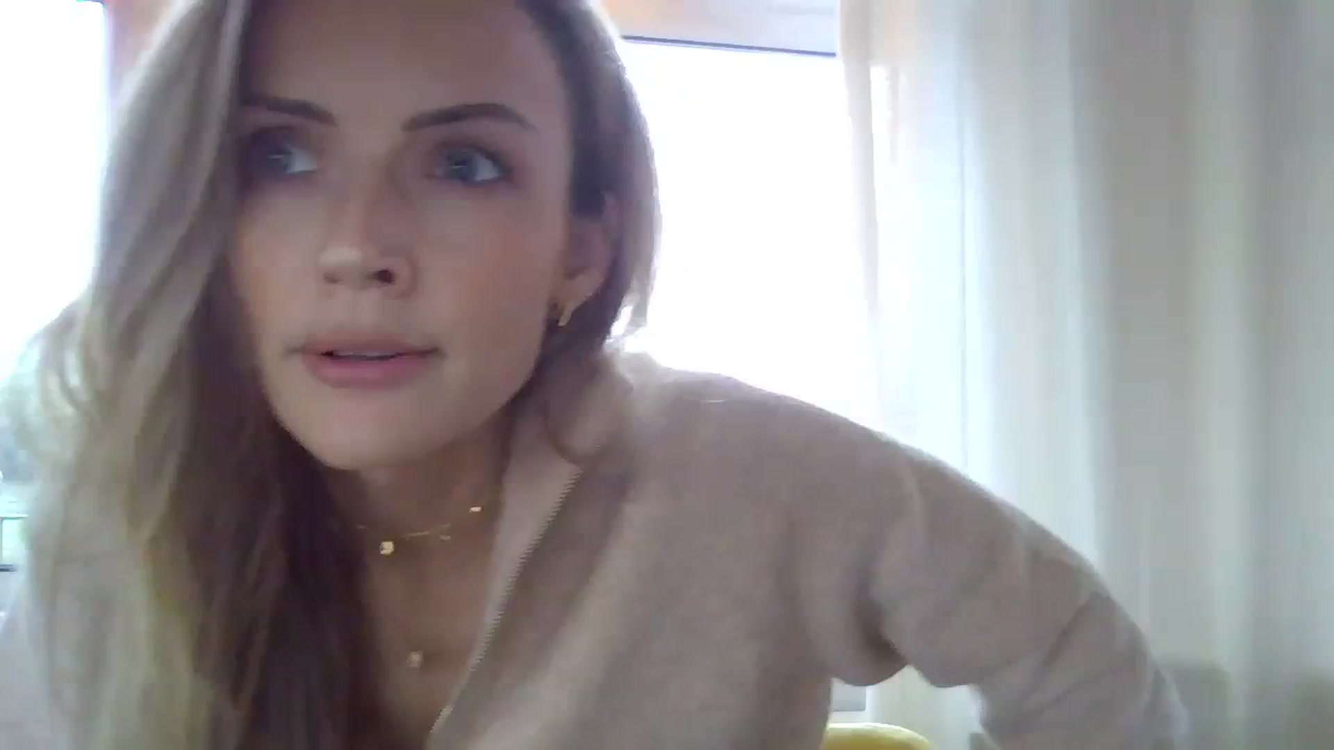 Gallery image thumbnail from Courtney's myfreecams stream on, 02/09/2024, 17:18 image 9 of 20