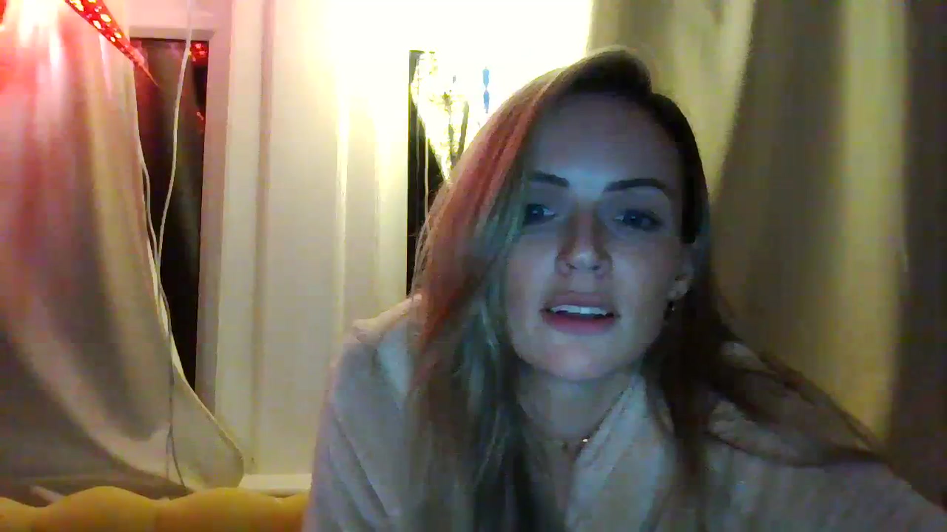 Gallery image thumbnail from Courtney's myfreecams stream on, 02/09/2024, 22:21 image 4 of 20
