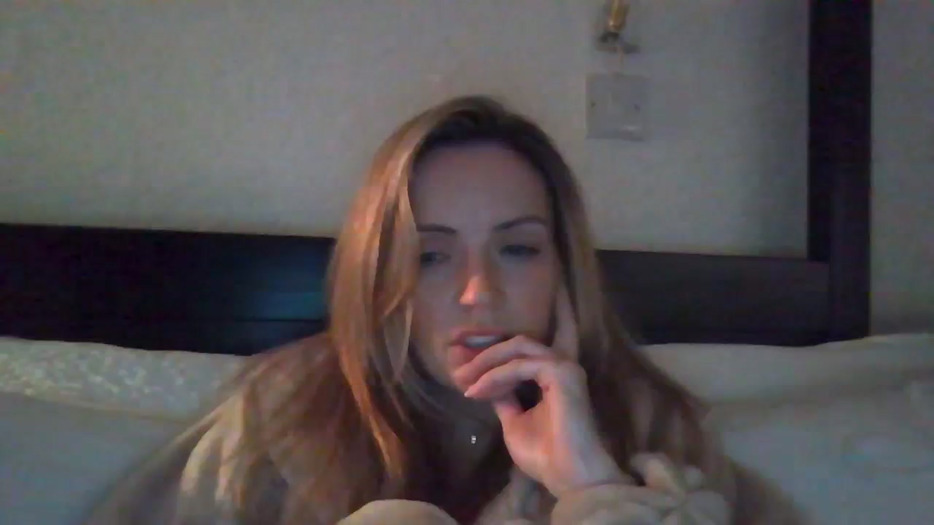 Gallery image thumbnail from Courtney's myfreecams stream on, 02/10/2024, 24:58 image 17 of 20
