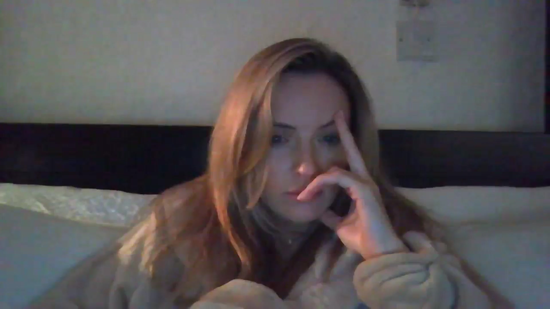 Gallery image thumbnail from Courtney's myfreecams stream on, 02/10/2024, 24:58 image 14 of 20