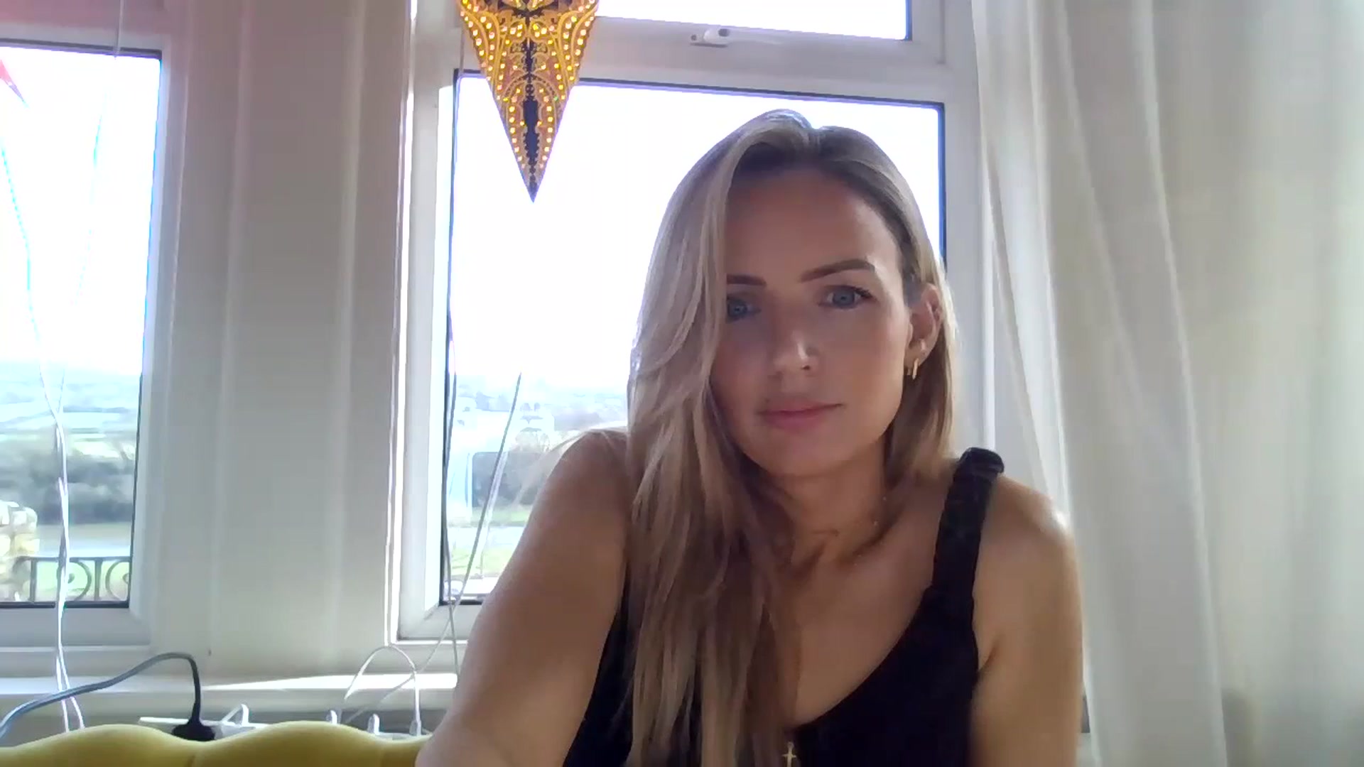 Gallery image thumbnail from Courtney's myfreecams stream on, 02/10/2024, 11:10 image 10 of 20