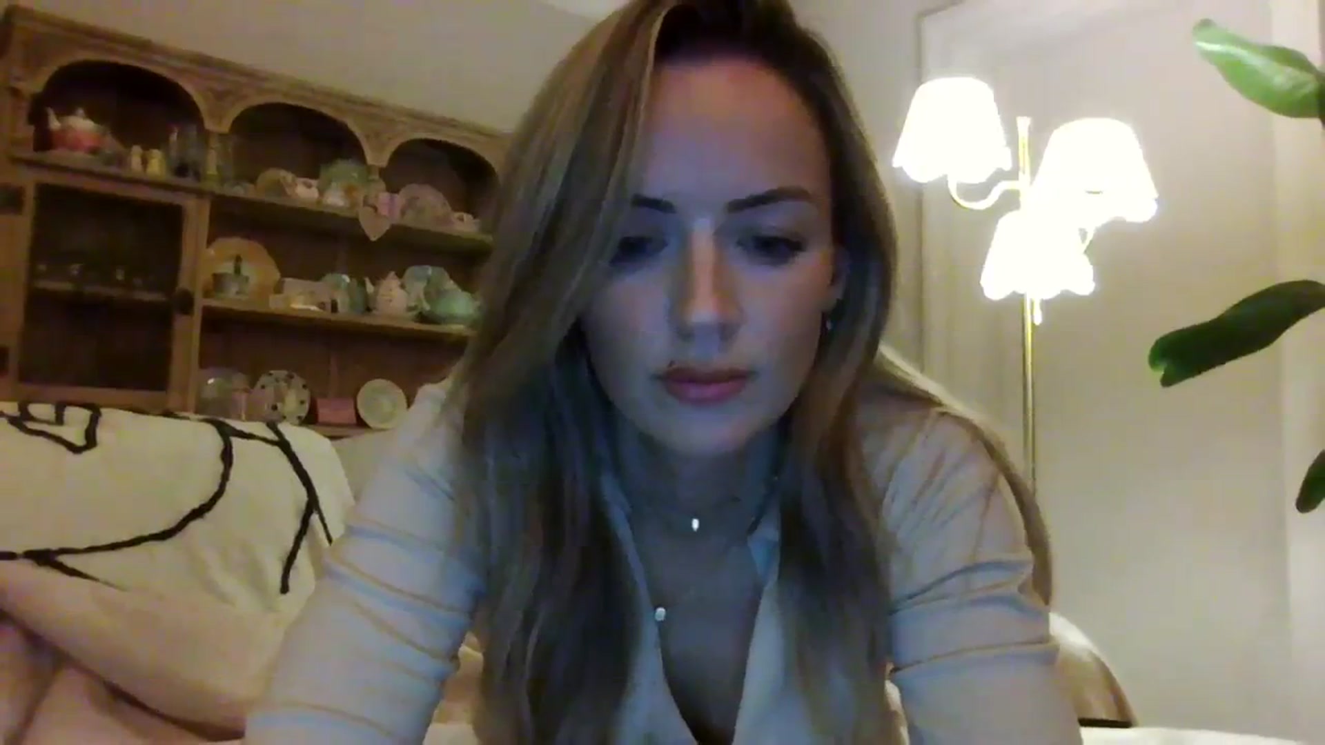 Gallery image thumbnail from Courtney's myfreecams stream on, 02/24/2024, 18:48 image 10 of 20