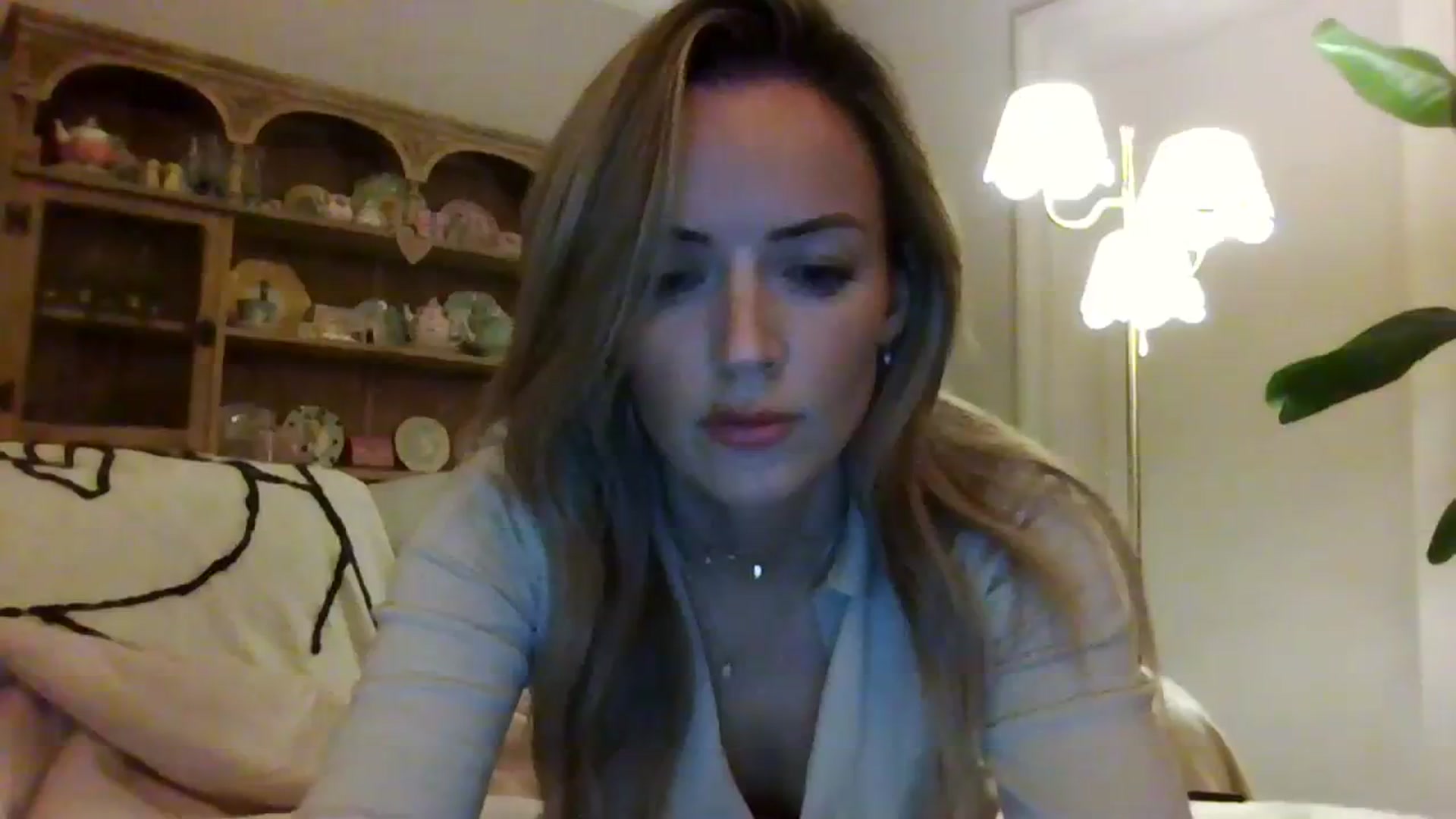 Gallery image thumbnail from Courtney's myfreecams stream on, 02/24/2024, 18:48 image 7 of 20