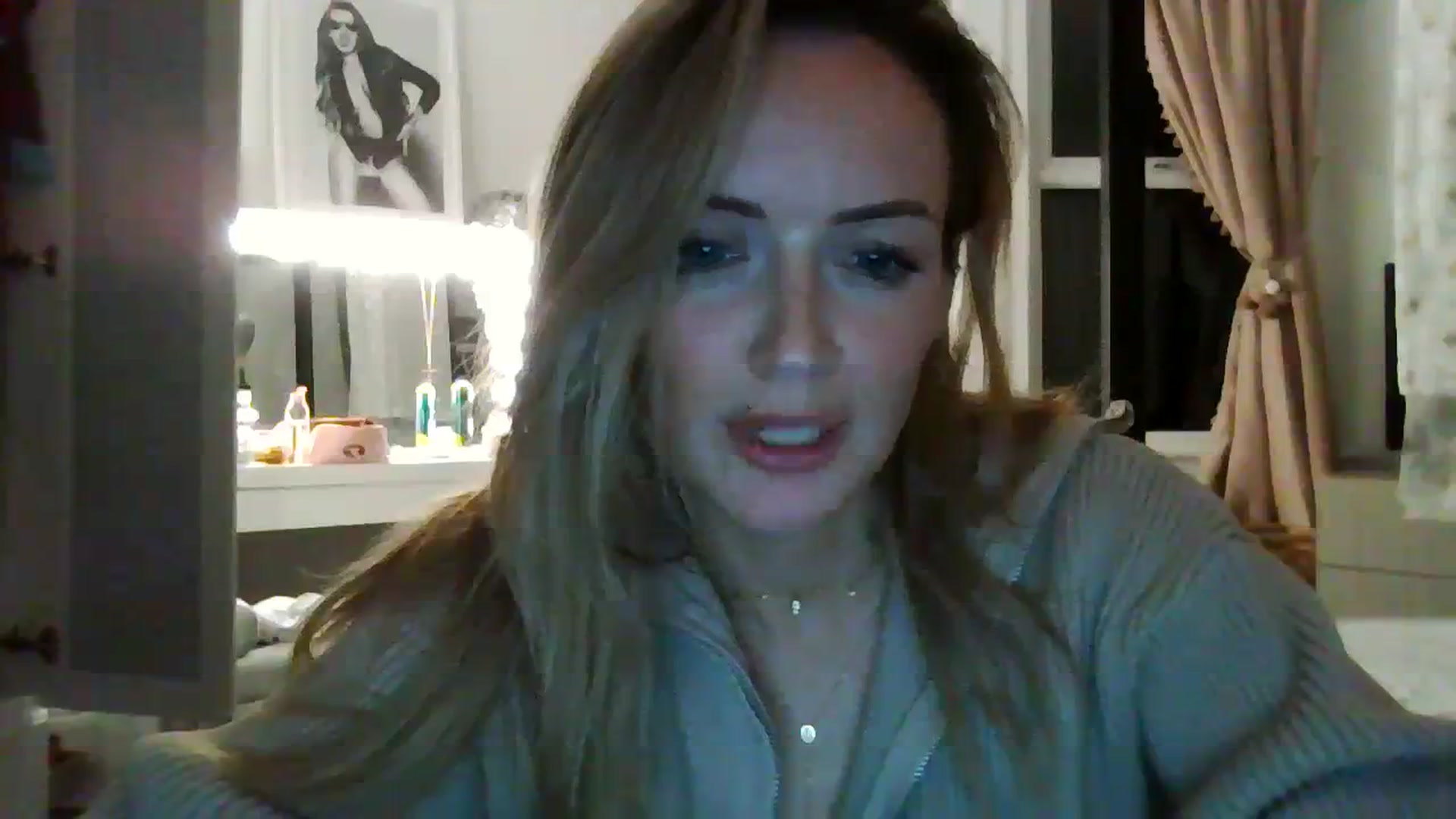 Gallery image thumbnail from Courtney's myfreecams stream on, 02/24/2024, 19:21 image 12 of 20