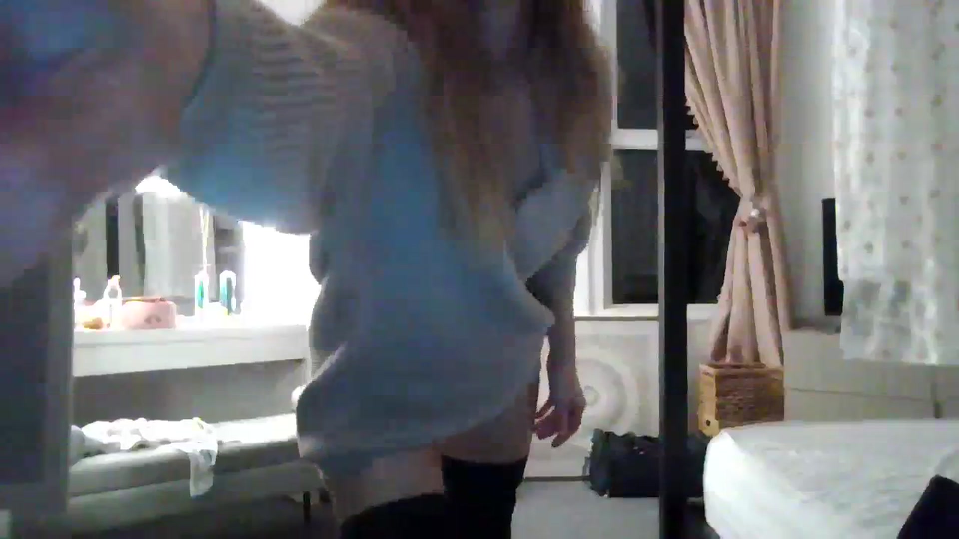 Gallery image thumbnail from Courtney's myfreecams stream on, 02/24/2024, 19:21 image 3 of 20