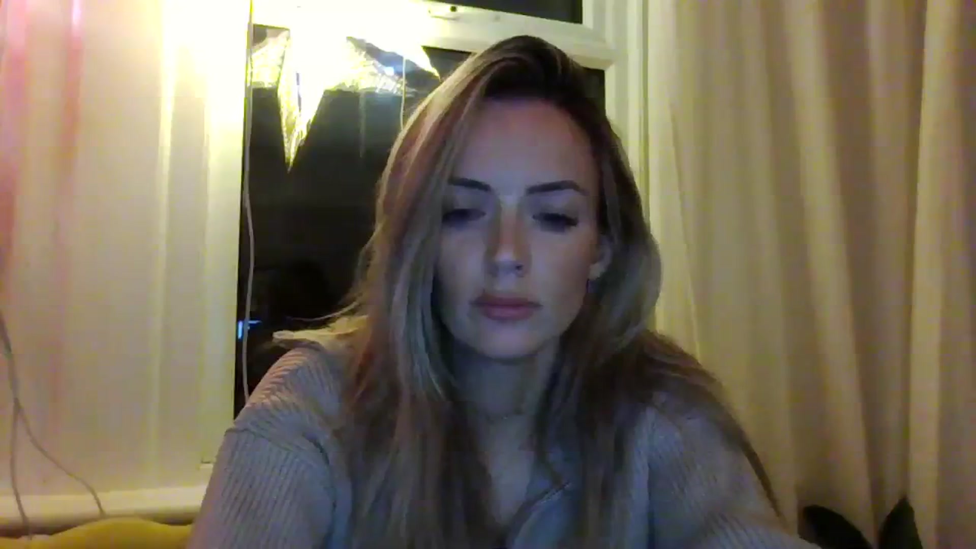Gallery image thumbnail from Courtney's myfreecams stream on, 02/24/2024, 20:05 image 8 of 20