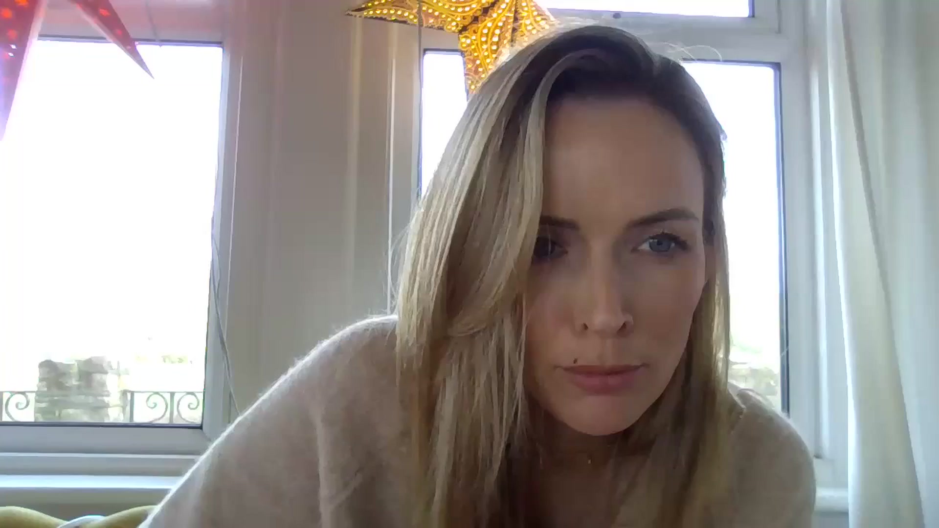 Gallery image thumbnail from Courtney's myfreecams stream on, 02/26/2024, 14:19 image 1 of 20