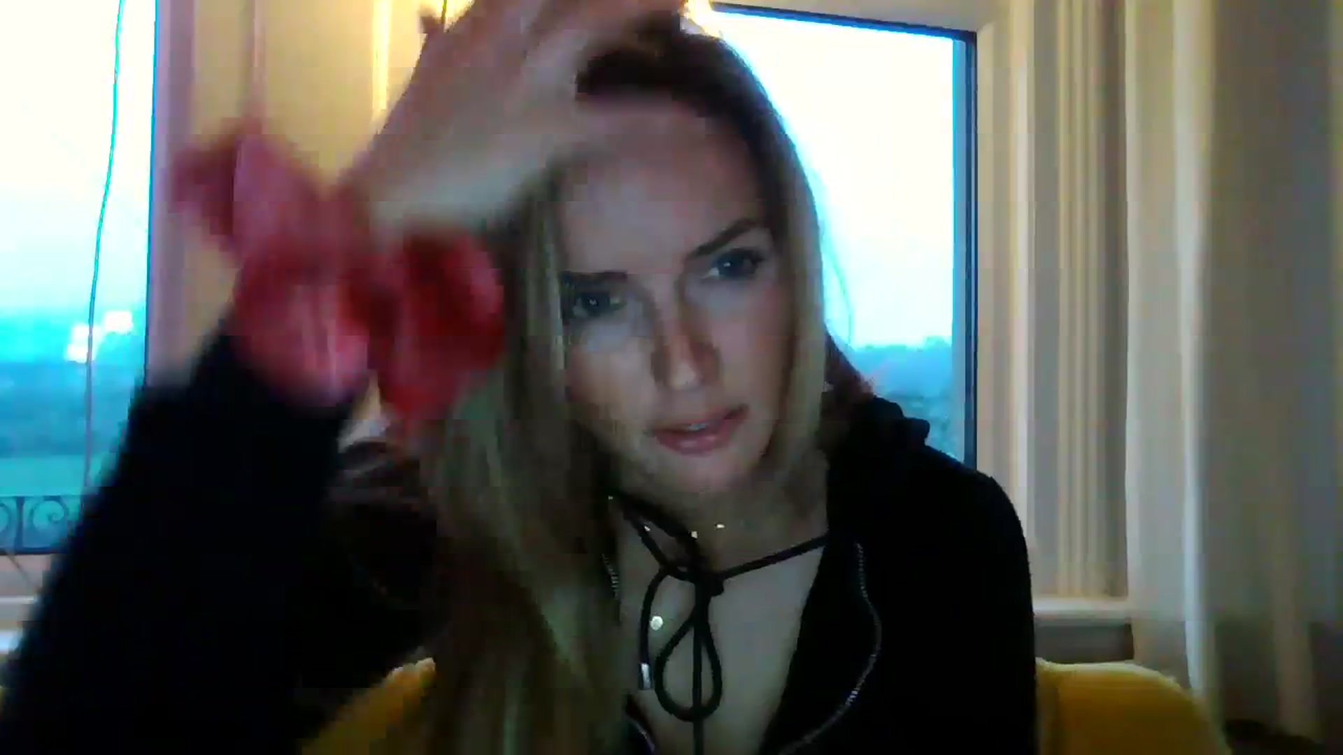 Gallery image thumbnail from Courtney's myfreecams stream on, 02/27/2024, 17:37 image 18 of 20