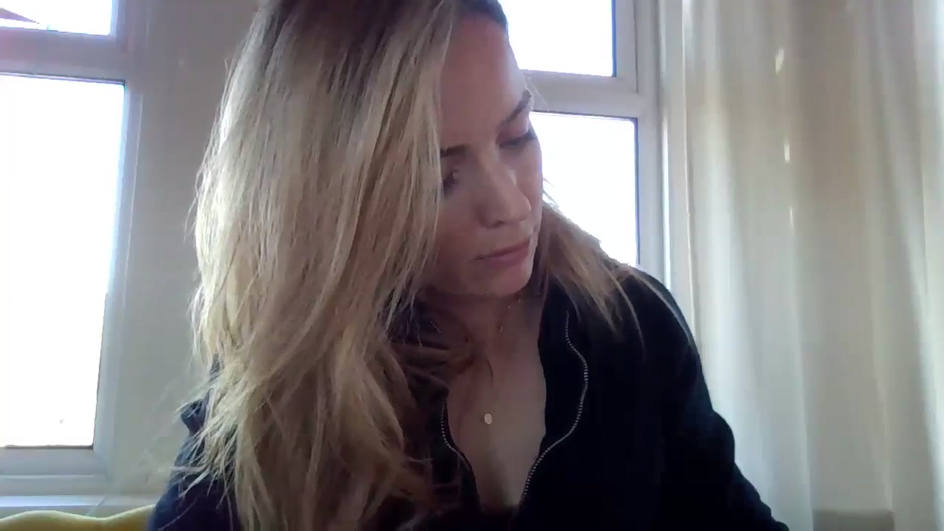 Gallery image thumbnail from Courtney's myfreecams stream on, 03/06/2024, 13:59 image 5 of 20