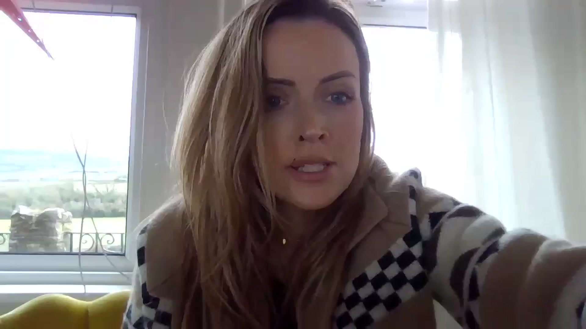 Gallery image thumbnail from Courtney's myfreecams stream on, 03/12/2024, 14:21 image 15 of 20