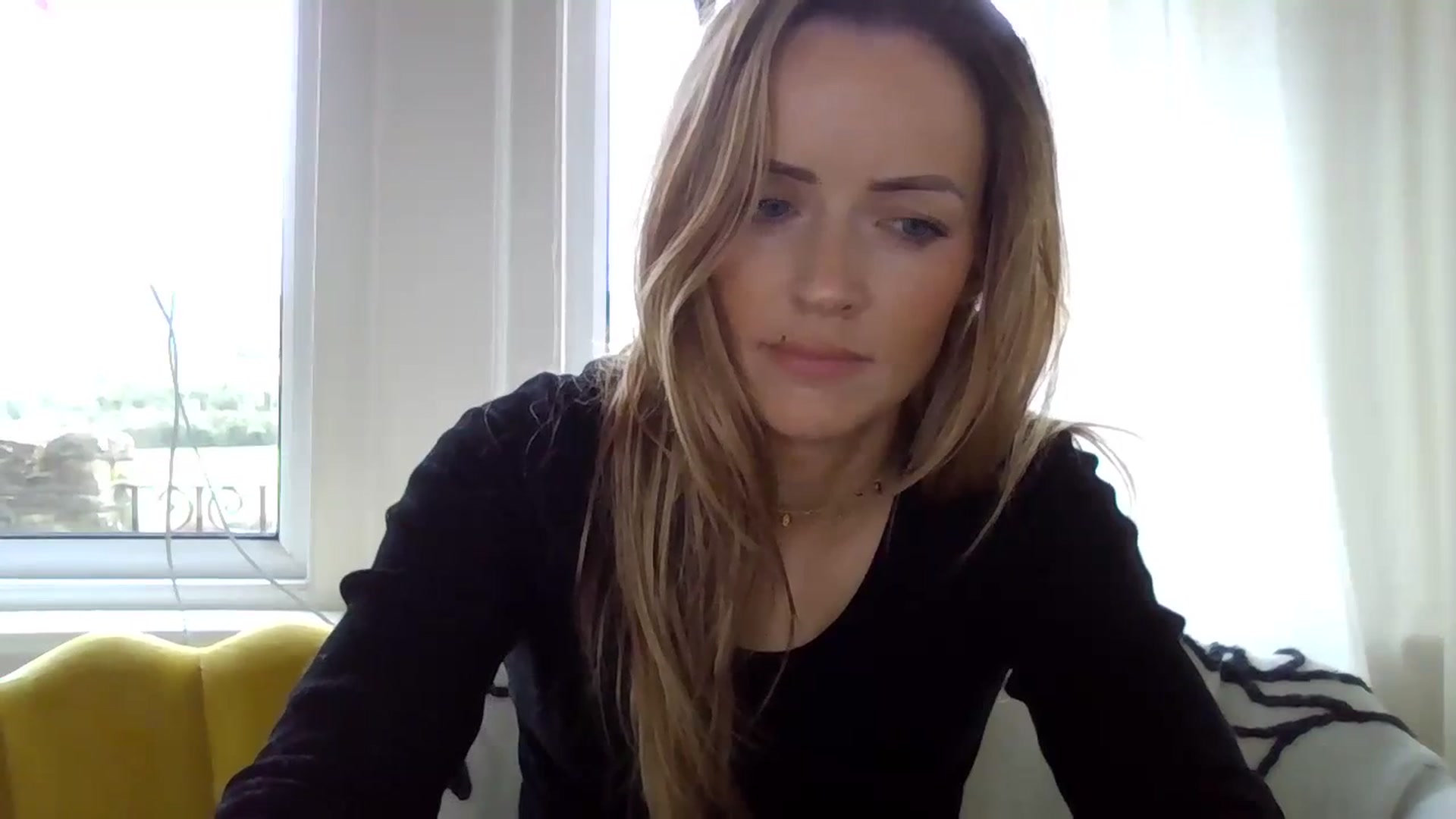 Gallery image thumbnail from Courtney's myfreecams stream on, 03/12/2024, 14:21 image 16 of 20