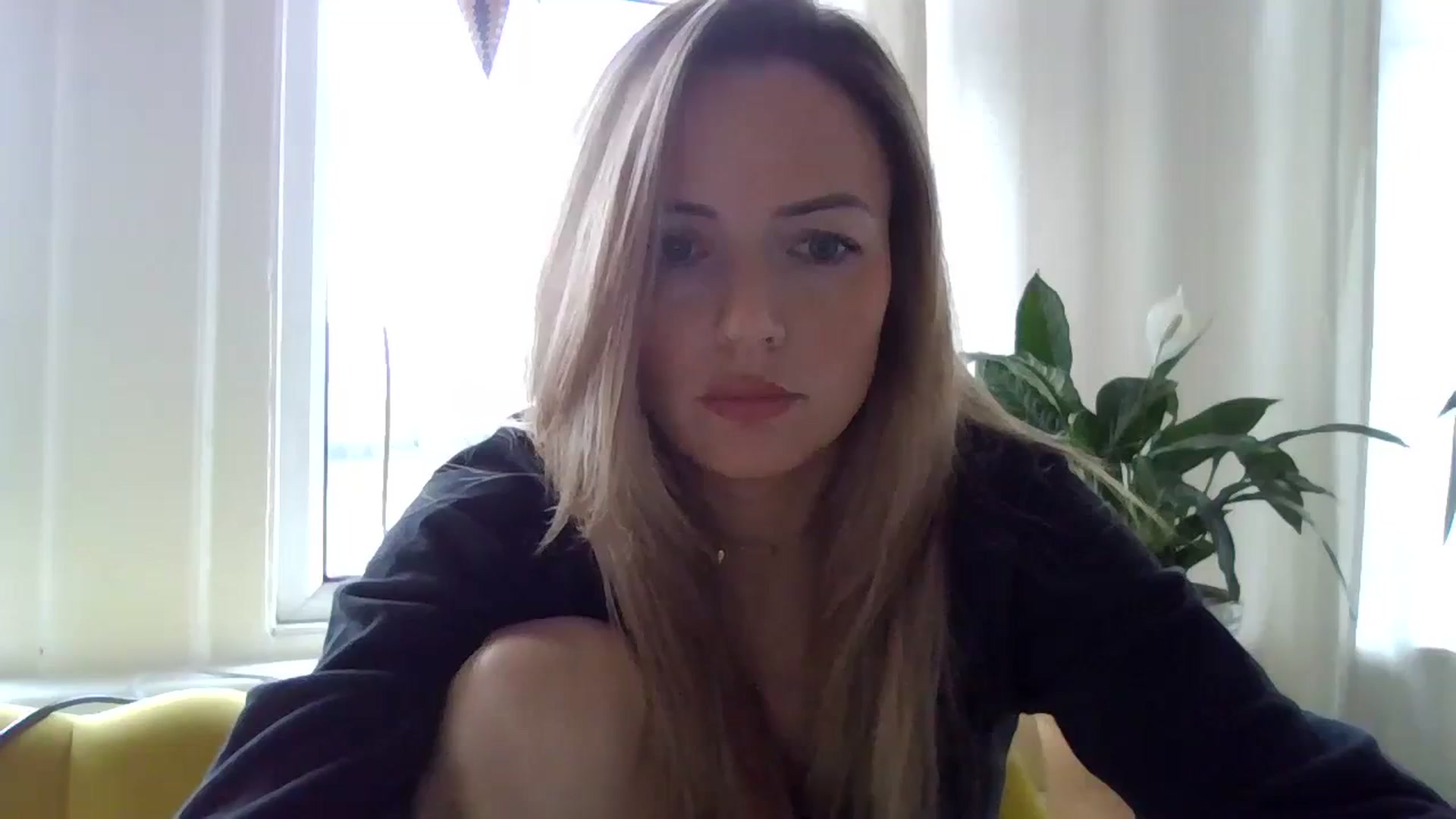 Gallery image thumbnail from Courtney's myfreecams stream on, 03/26/2024, 09:10 image 6 of 20