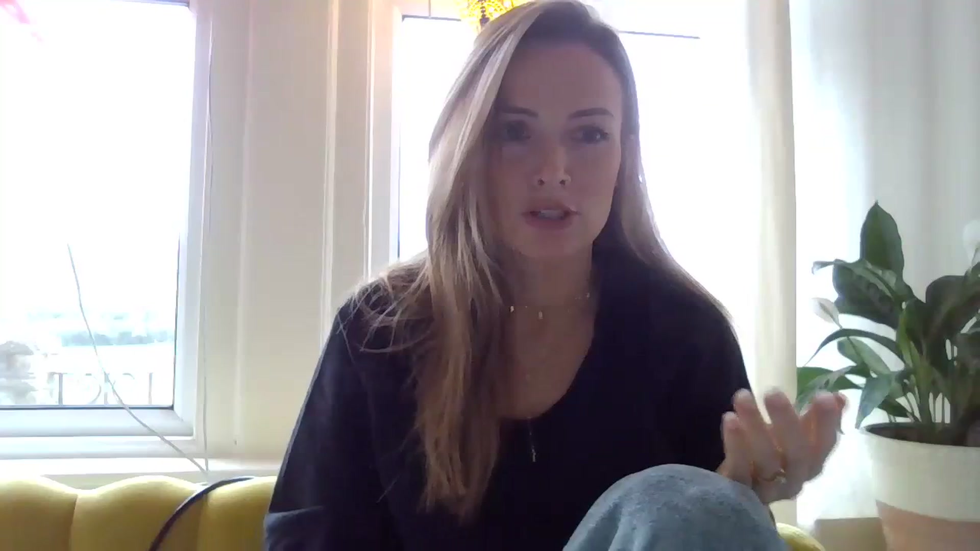Gallery image thumbnail from Courtney's myfreecams stream on, 03/26/2024, 09:10 image 10 of 20