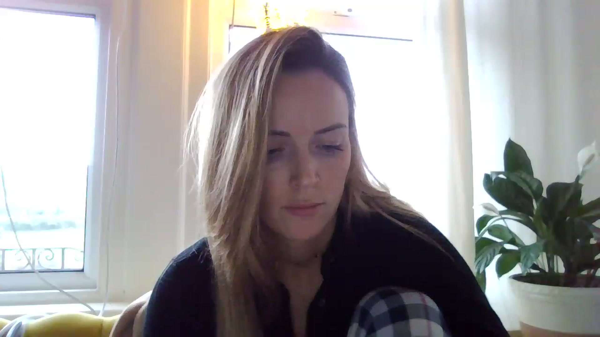 Gallery image thumbnail from Courtney's myfreecams stream on, 03/26/2024, 16:25 image 17 of 20