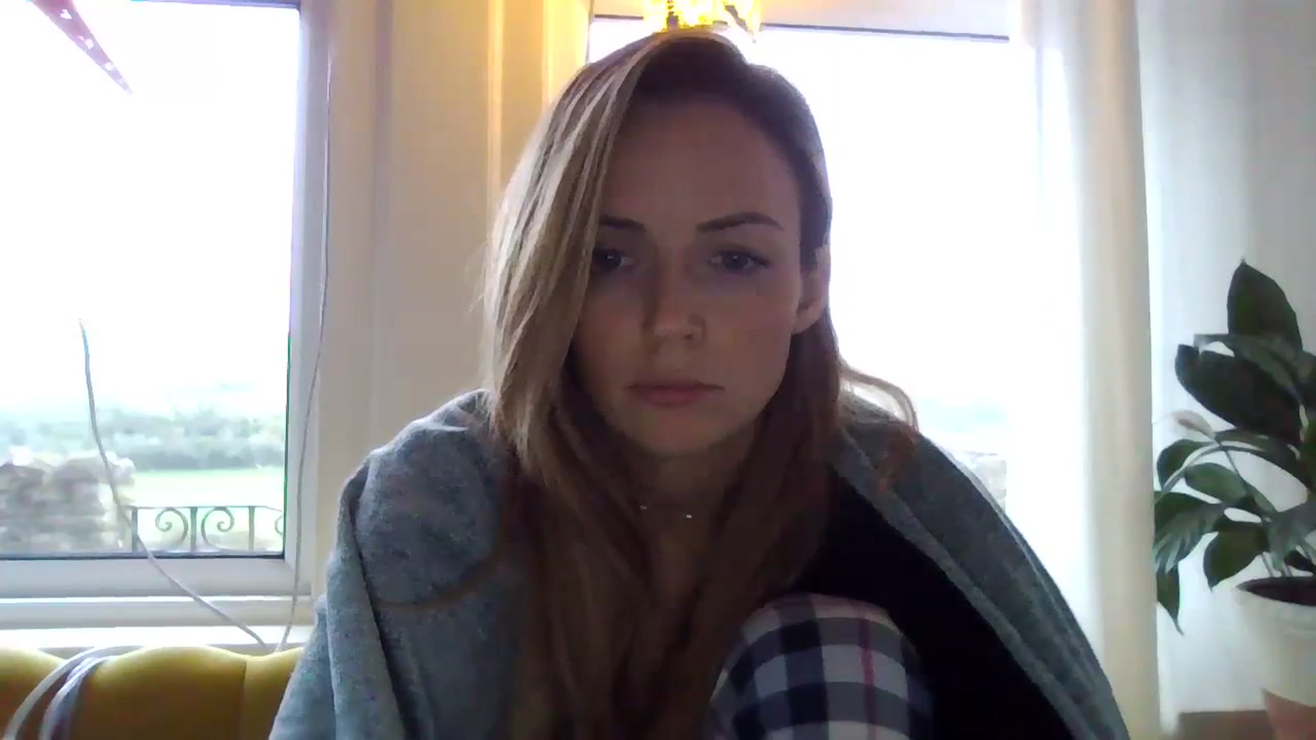 Gallery image thumbnail from Courtney's myfreecams stream on, 03/26/2024, 17:43 image 9 of 20