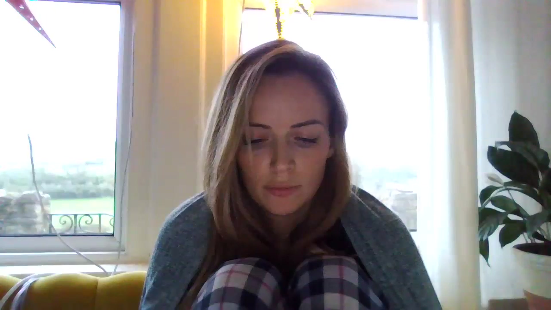 Gallery image thumbnail from Courtney's myfreecams stream on, 03/26/2024, 17:43 image 16 of 20