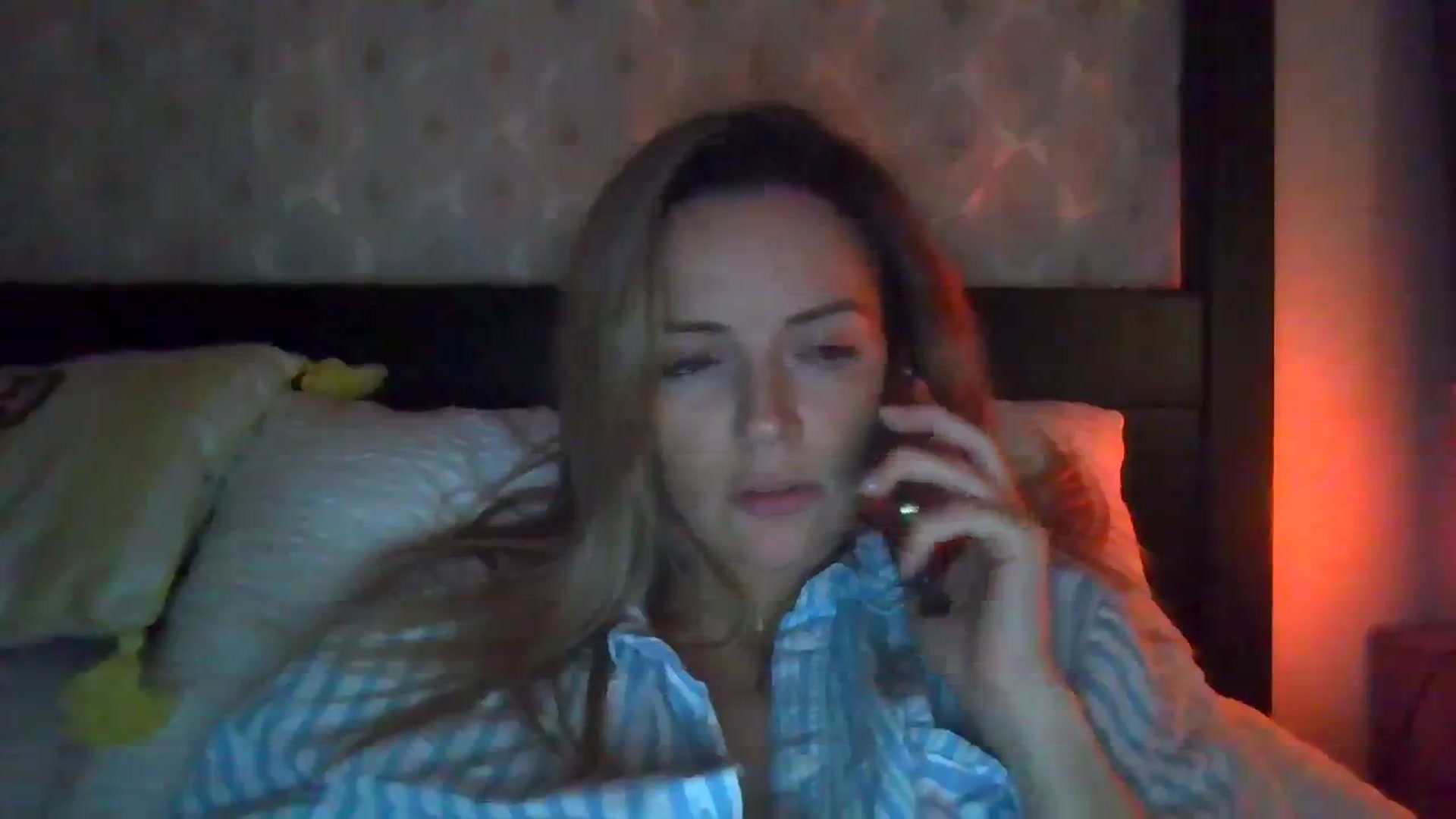 Gallery image thumbnail from Courtney's myfreecams stream on, 03/26/2024, 22:22 image 8 of 20