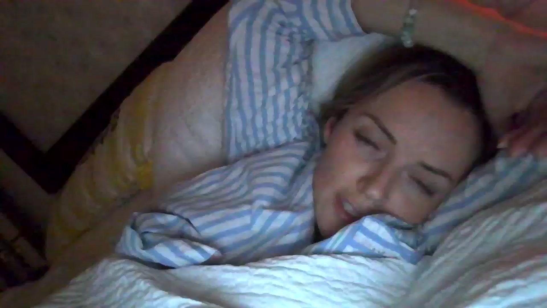 Gallery image thumbnail from Courtney's myfreecams stream on, 03/26/2024, 22:22 image 16 of 20