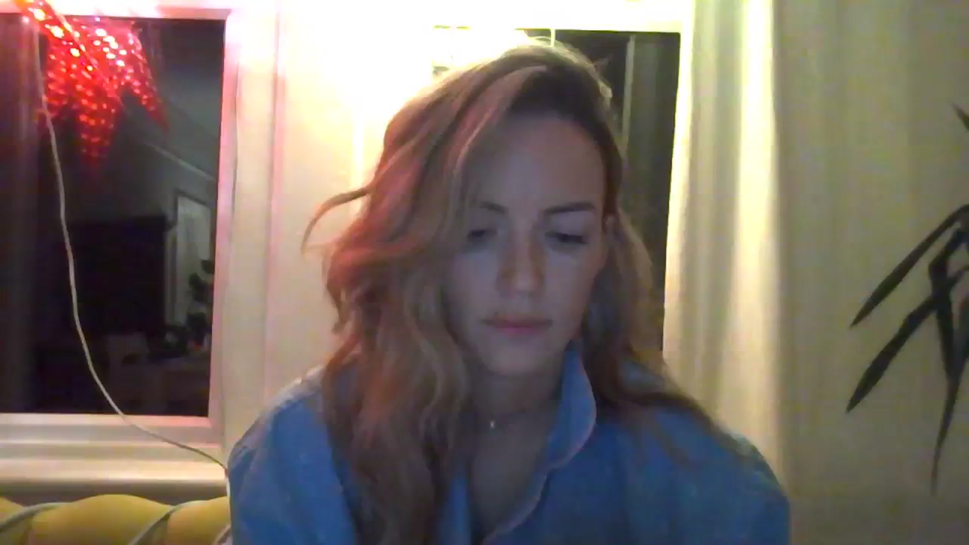 Gallery image thumbnail from Courtney's myfreecams stream on, 03/28/2024, 23:42 image 3 of 20