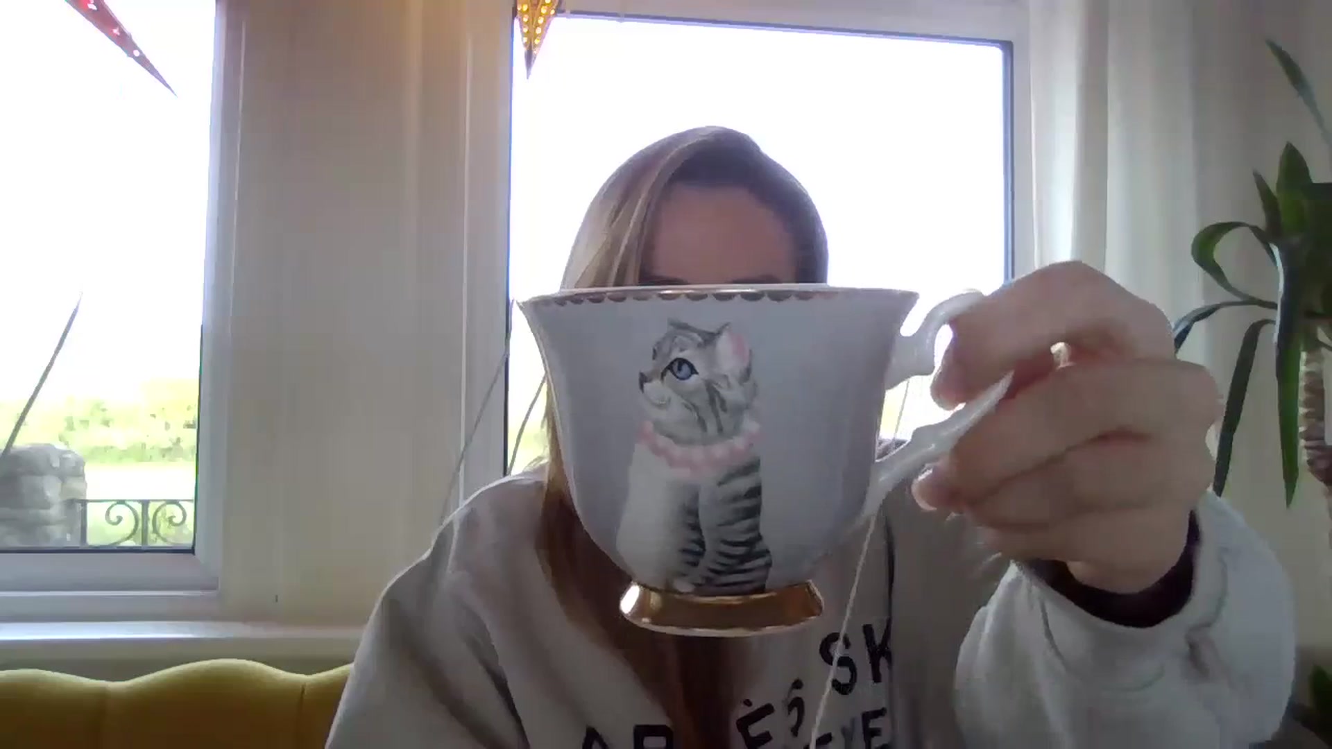 Gallery image thumbnail from Courtney's myfreecams stream on, 04/14/2024, 18:27 image 10 of 20