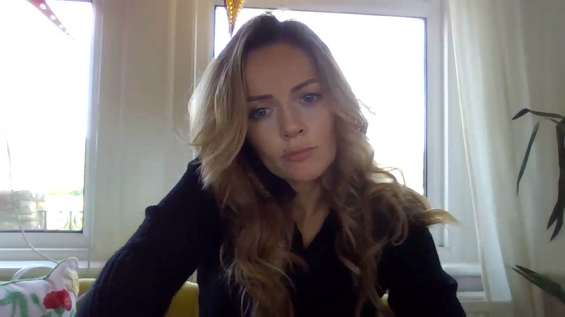 Gallery image thumbnail from Courtney's myfreecams stream on, 04/21/2024, 13:42 image 5 of 20