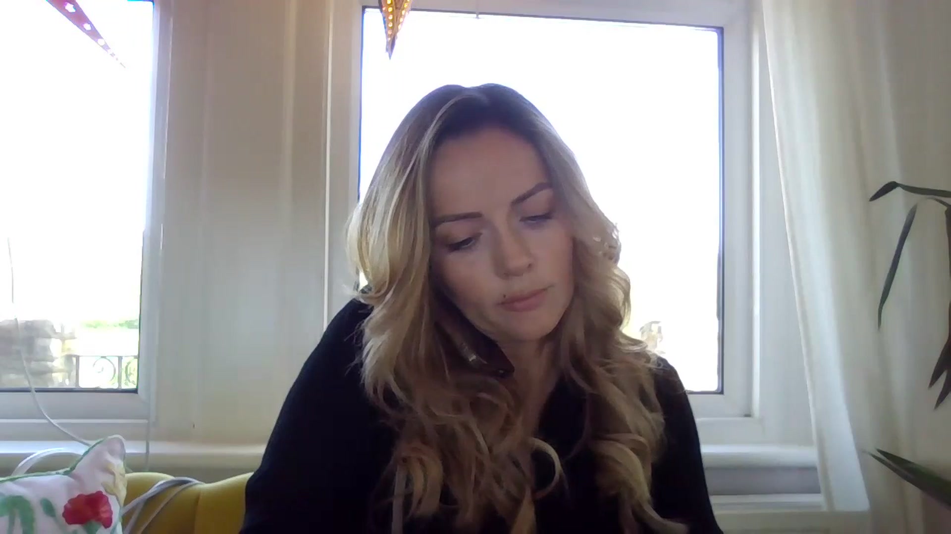 Gallery image thumbnail from Courtney's myfreecams stream on, 04/21/2024, 13:42 image 16 of 20