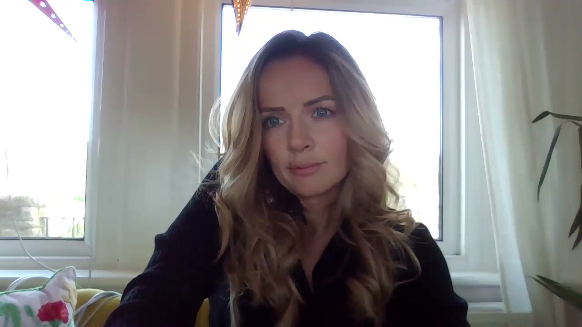 Gallery image thumbnail from Courtney's myfreecams stream on, 04/21/2024, 13:42 image 15 of 20