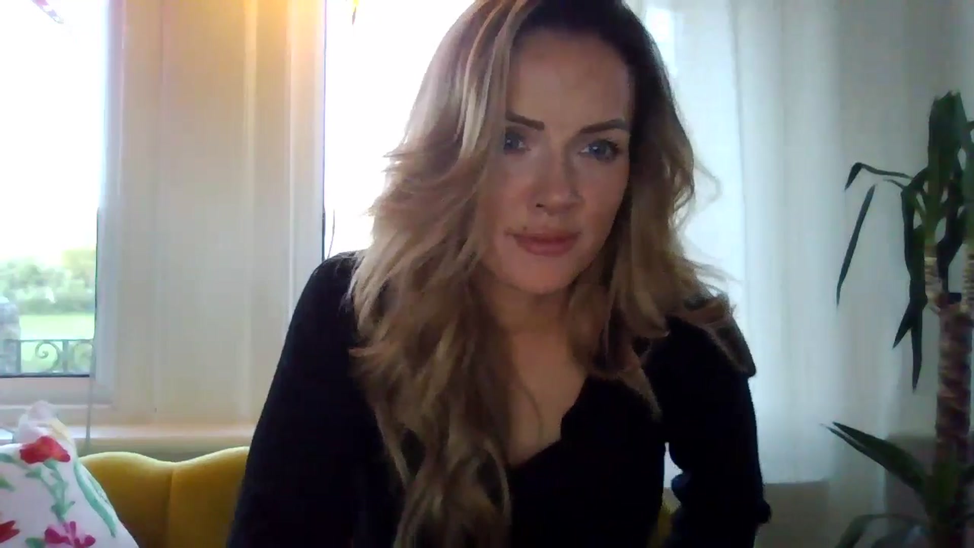 Gallery image thumbnail from Courtney's myfreecams stream on, 04/21/2024, 19:06 image 18 of 20
