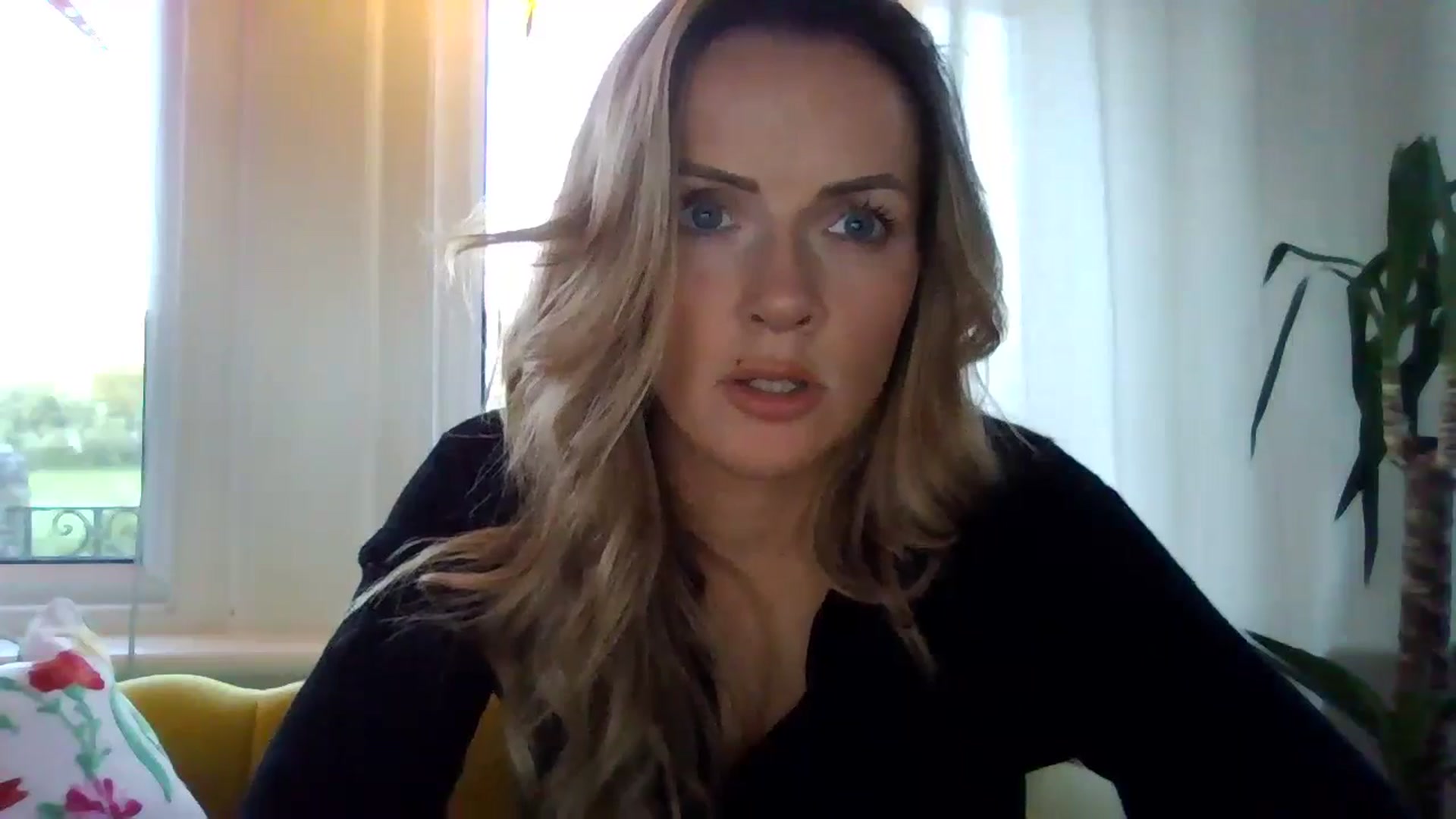 Gallery image thumbnail from Courtney's myfreecams stream on, 04/21/2024, 19:06 image 17 of 20