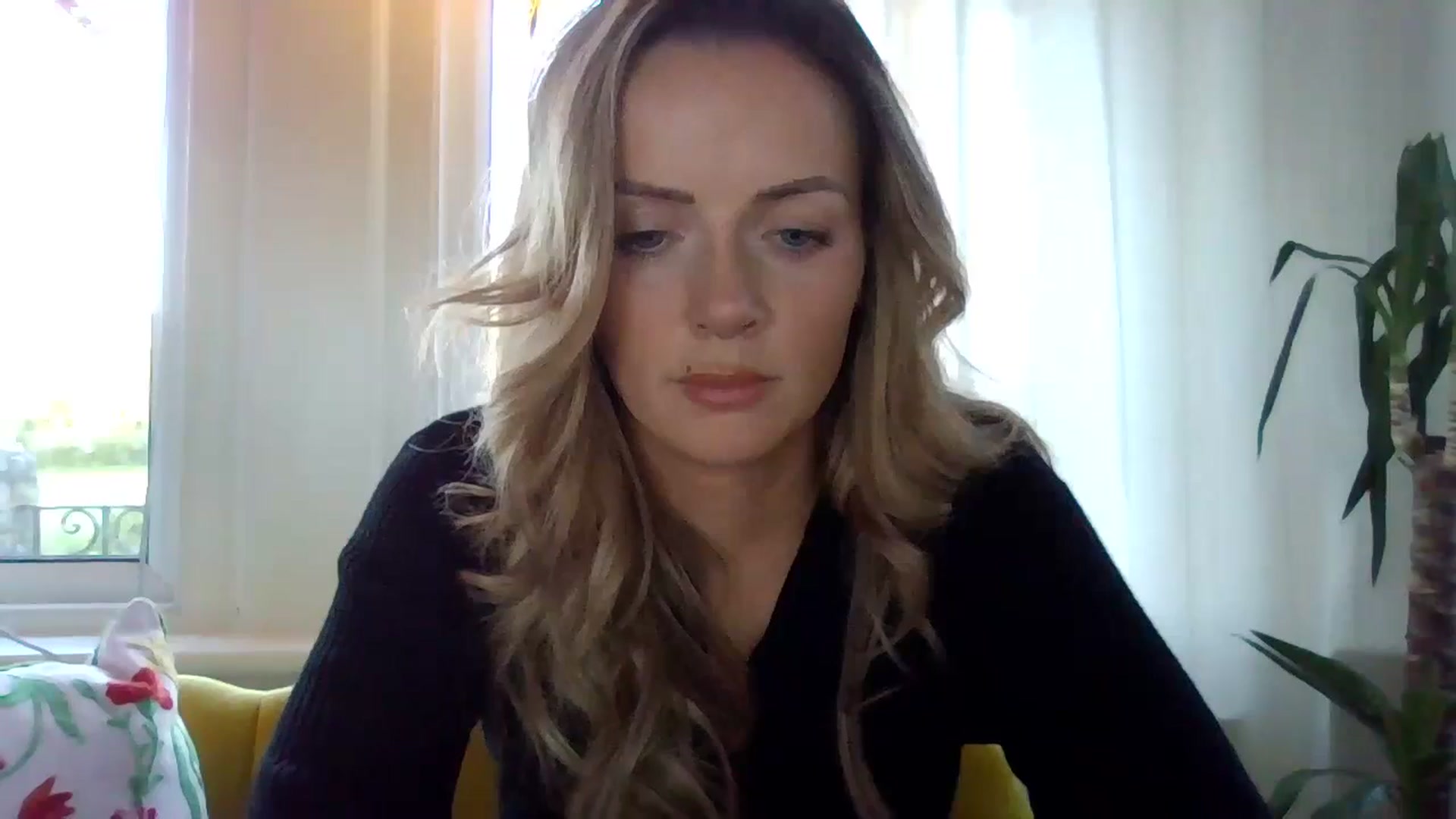 Gallery image thumbnail from Courtney's myfreecams stream on, 04/21/2024, 19:06 image 7 of 20