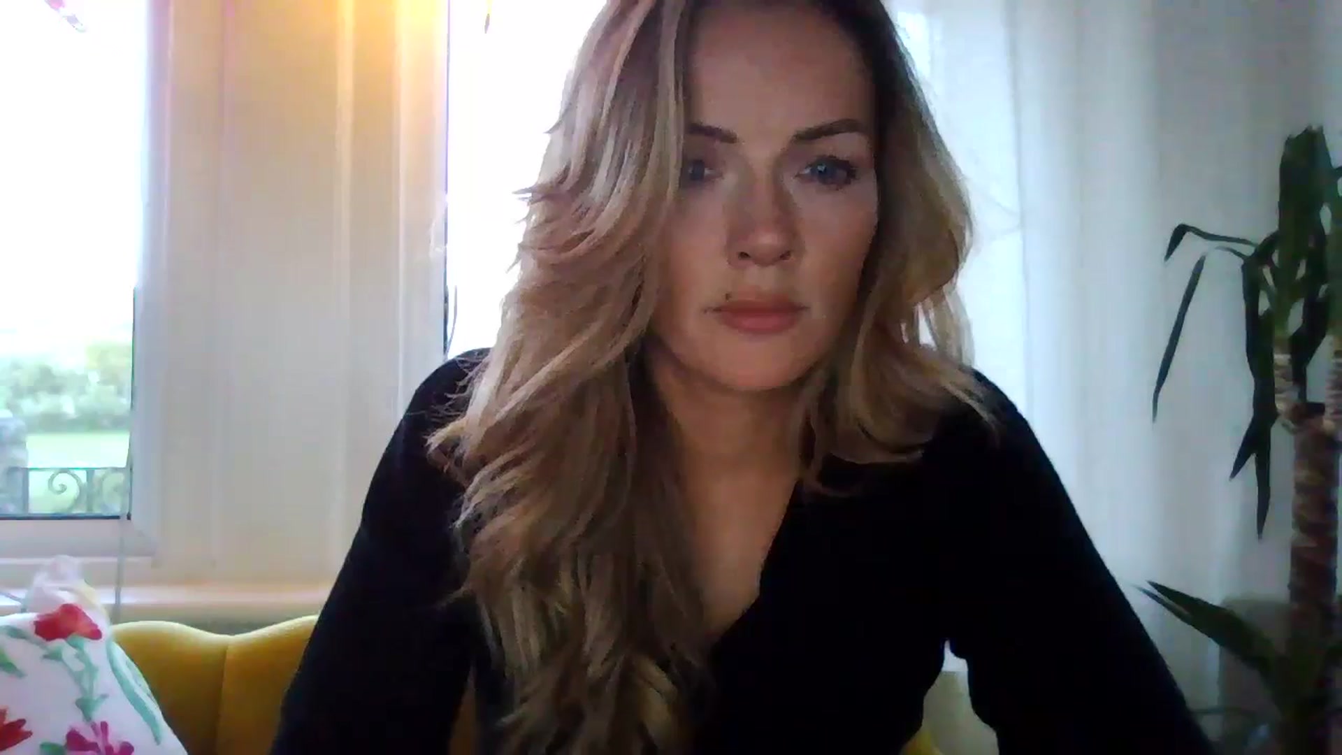Gallery image thumbnail from Courtney's myfreecams stream on, 04/21/2024, 19:06 image 20 of 20