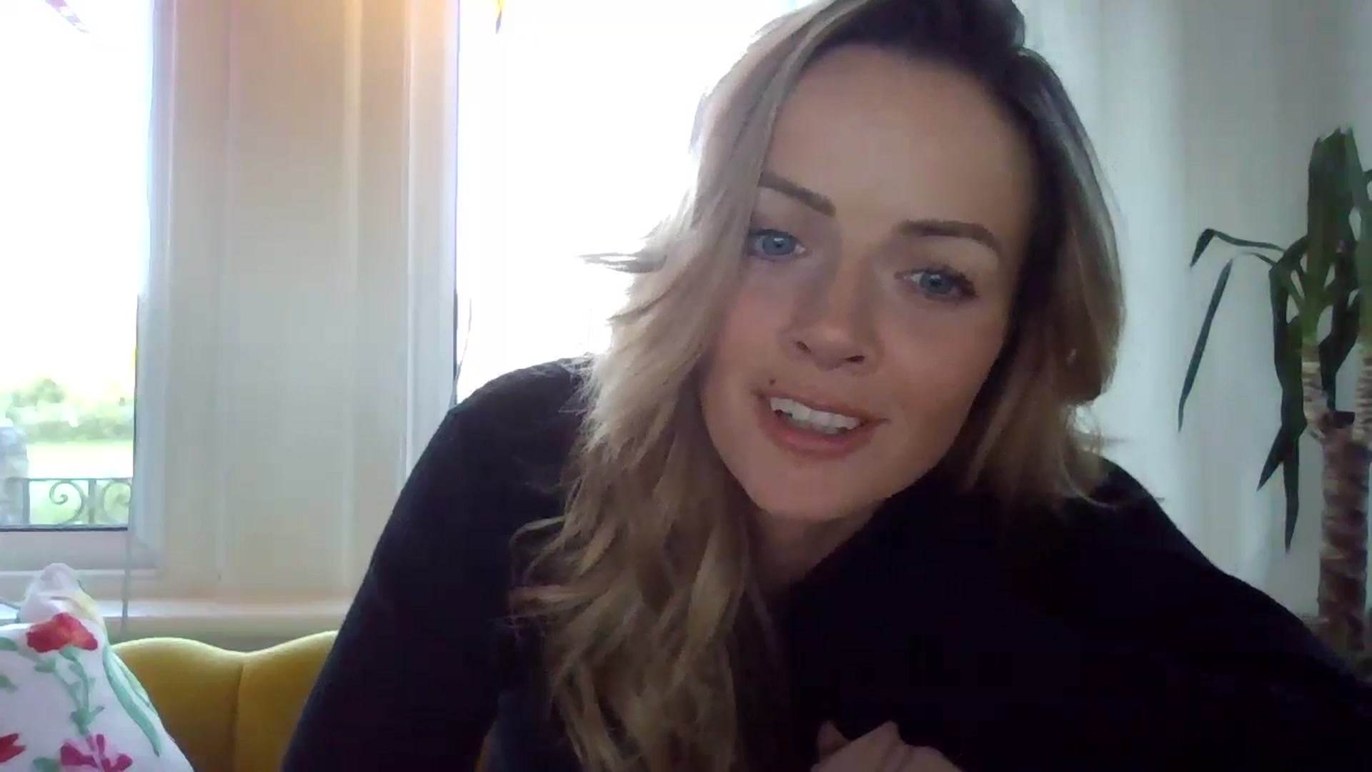 Gallery image thumbnail from Courtney's myfreecams stream on, 04/21/2024, 19:06 image 10 of 20