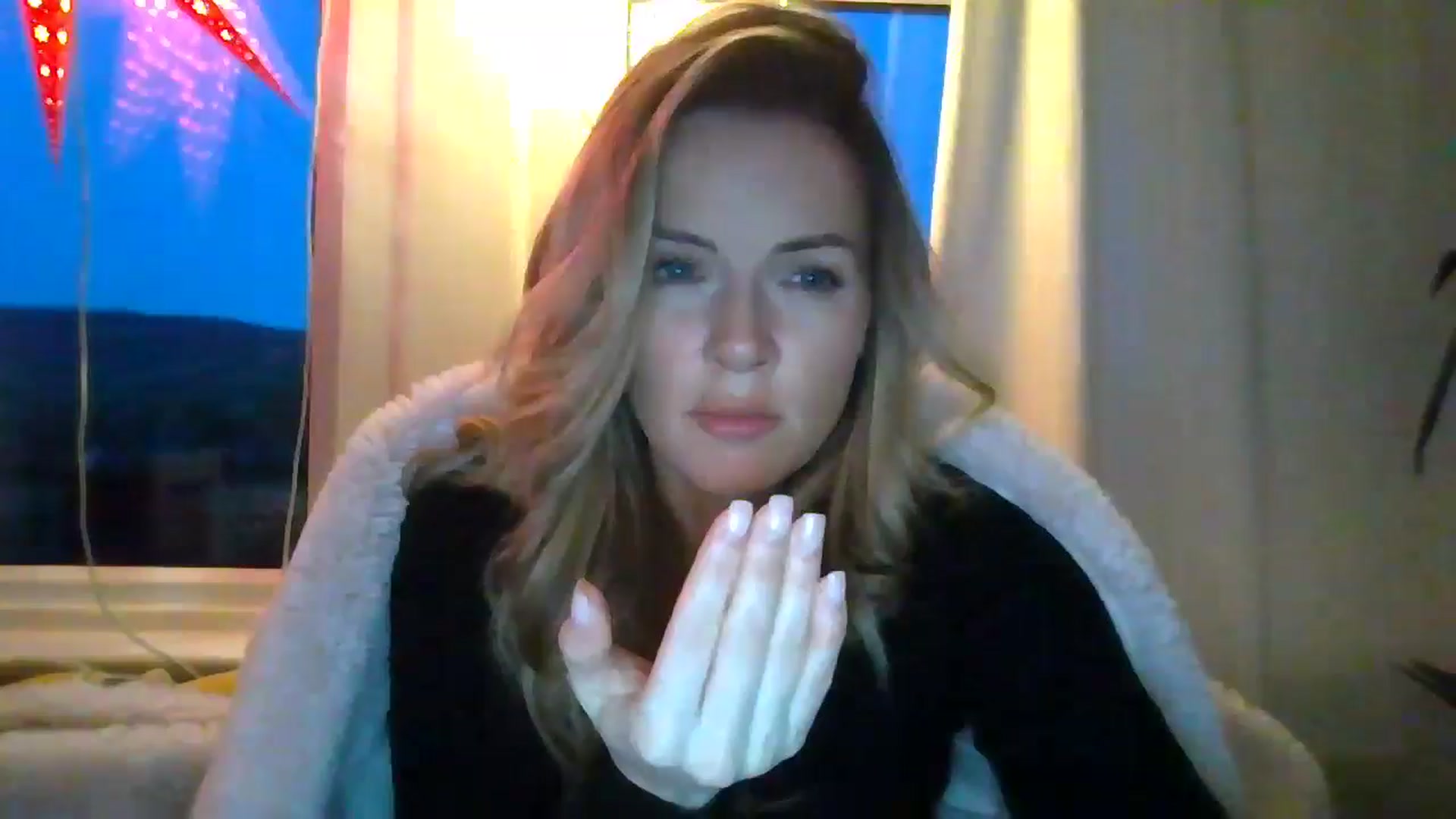 Gallery image thumbnail from Courtney's myfreecams stream on, 04/21/2024, 19:52 image 17 of 20