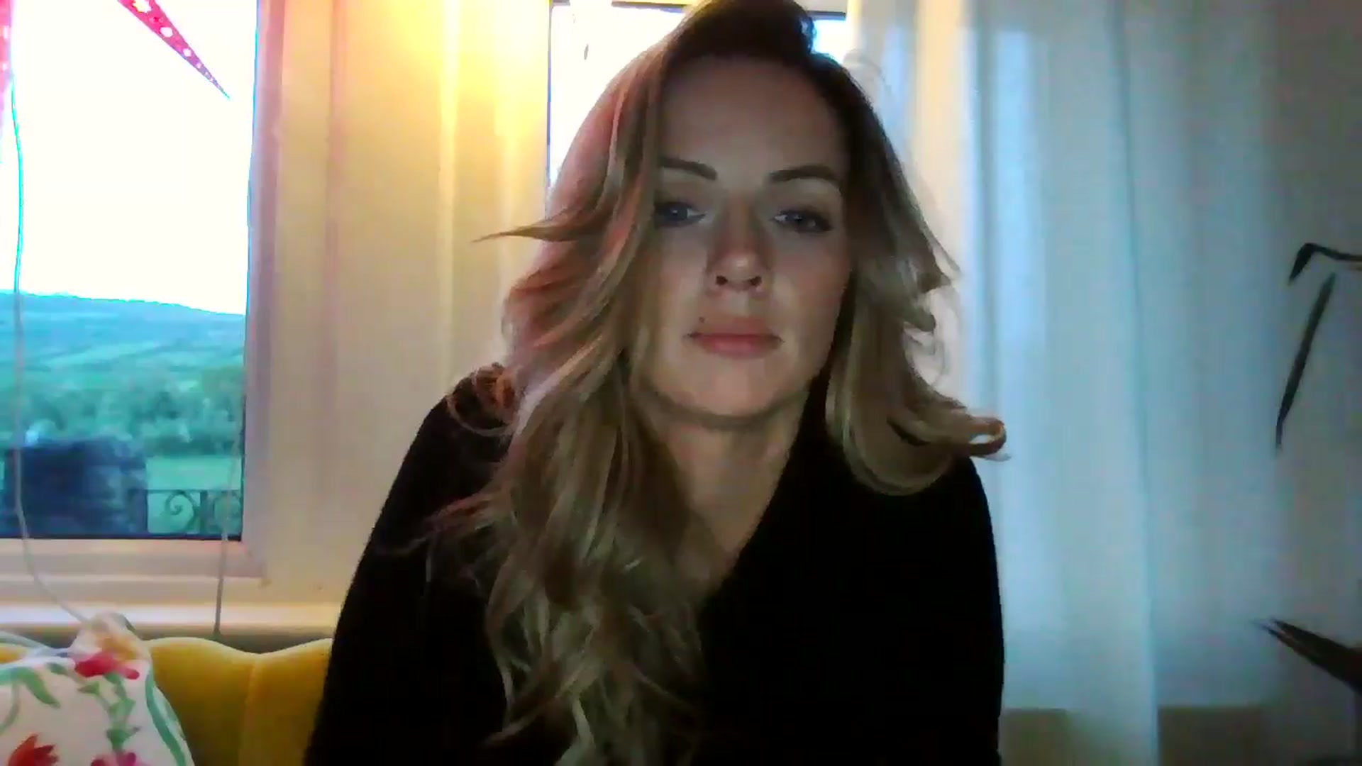 Gallery image thumbnail from Courtney's myfreecams stream on, 04/21/2024, 19:52 image 3 of 20