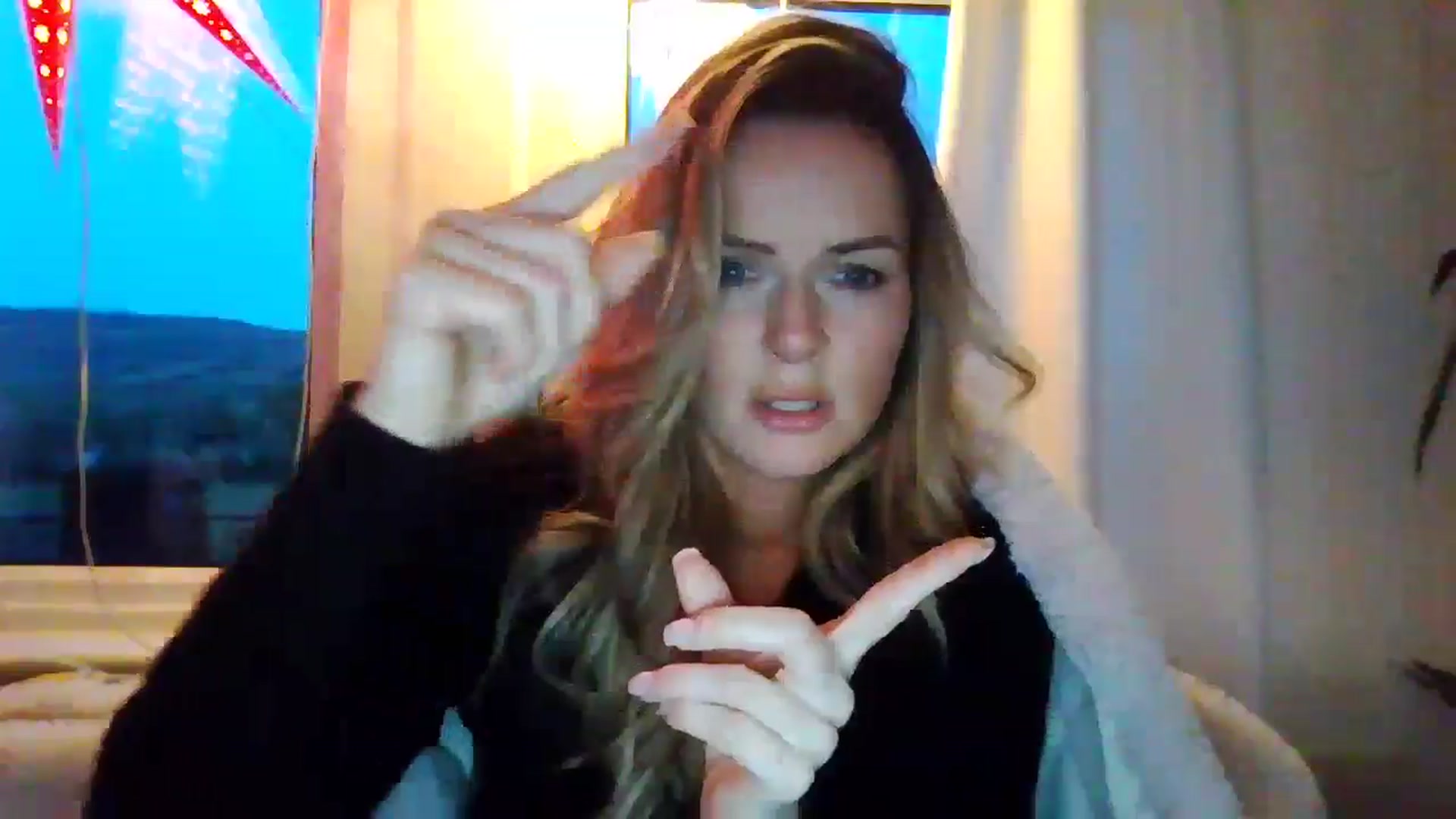 Gallery image thumbnail from Courtney's myfreecams stream on, 04/21/2024, 19:52 image 13 of 20