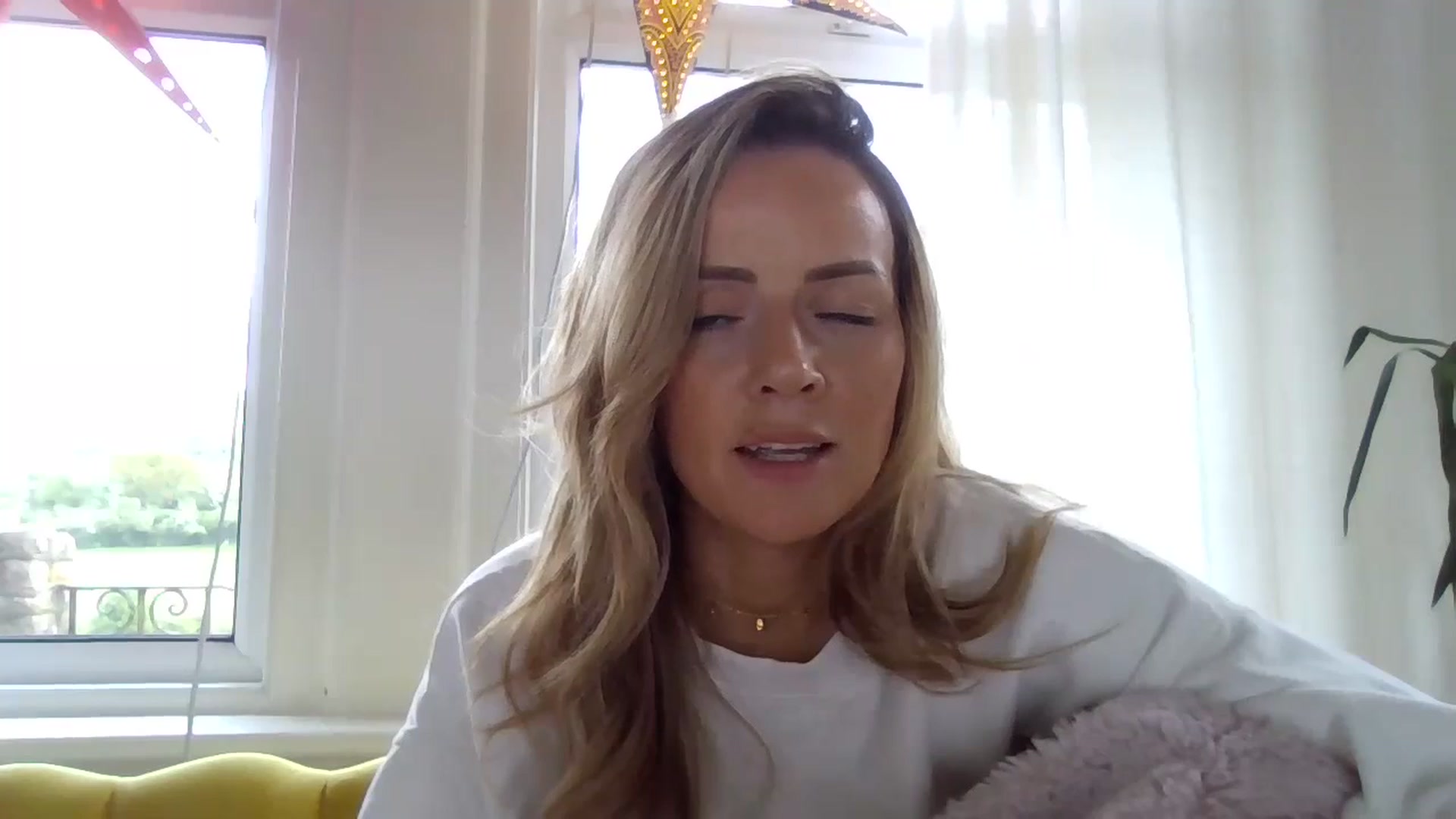 Gallery image thumbnail from Courtney's myfreecams stream on, 04/23/2024, 12:44 image 9 of 20