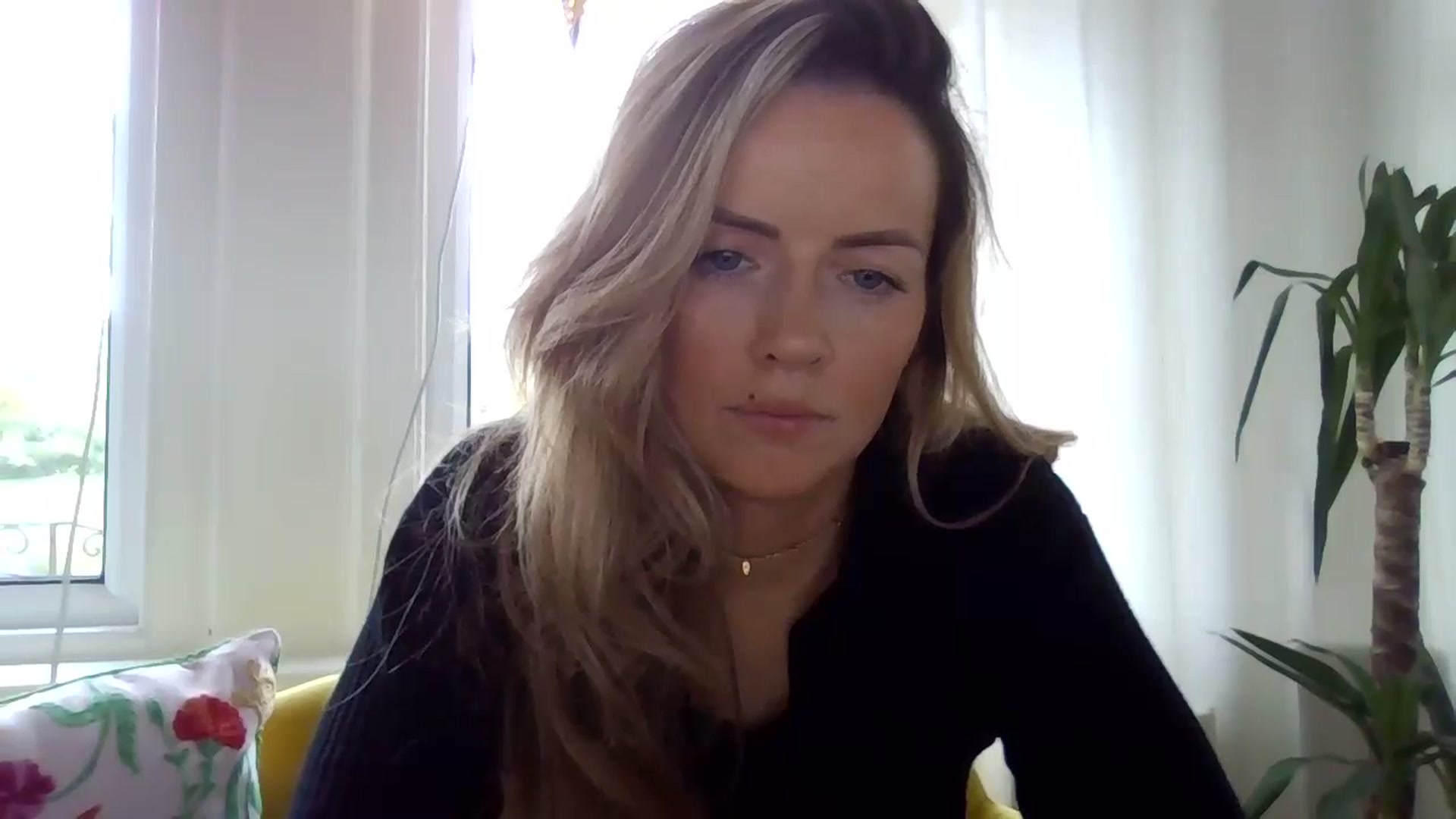 Gallery image thumbnail from Courtney's myfreecams stream on, 04/23/2024, 14:22 image 16 of 20