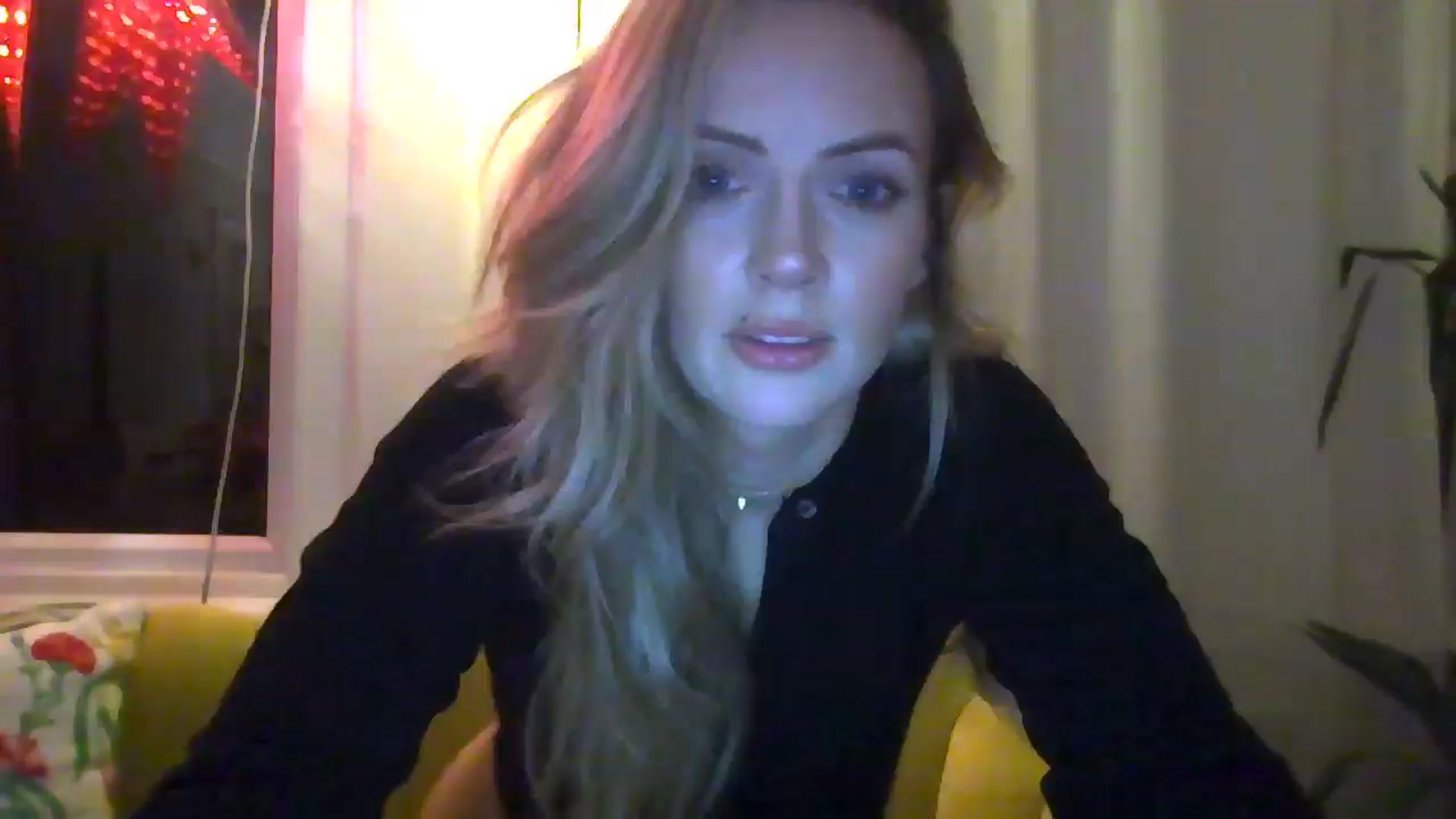 Gallery image thumbnail from Courtney's myfreecams stream on, 04/28/2024, 23:08 image 3 of 20