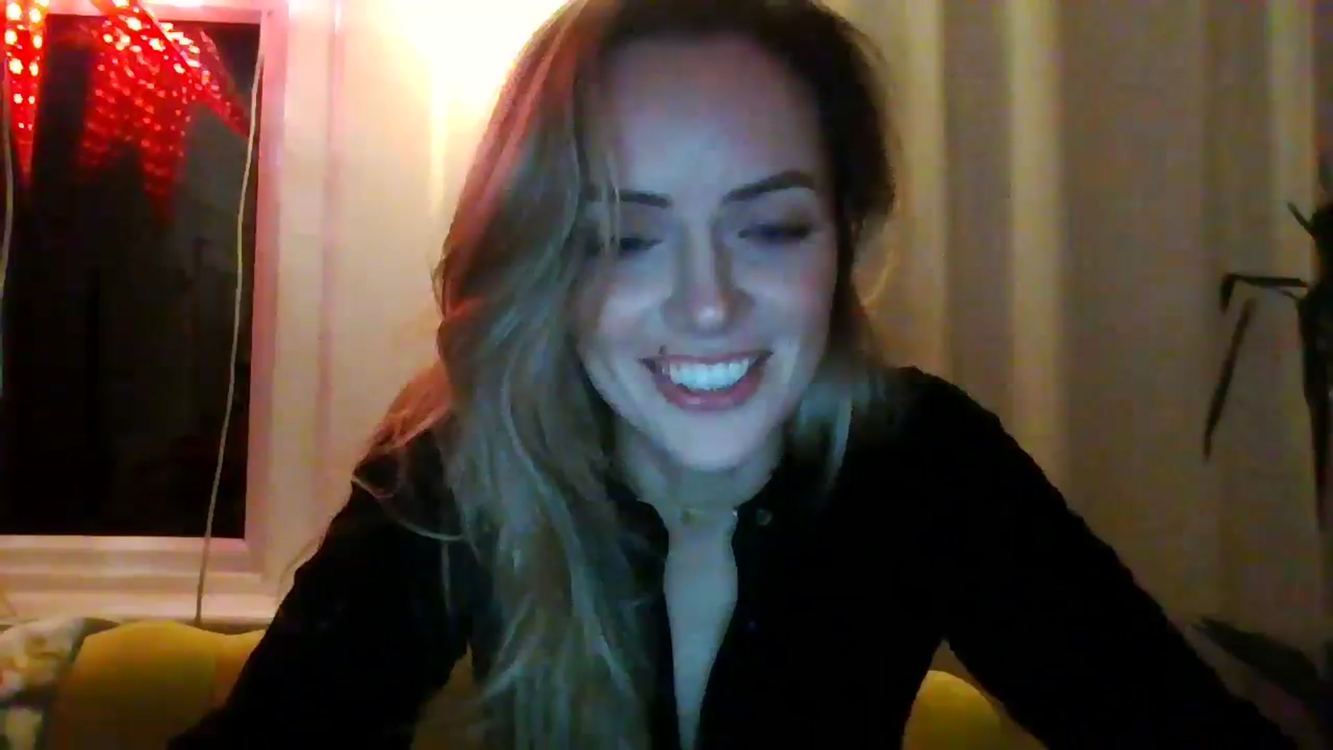 Gallery image thumbnail from Courtney's myfreecams stream on, 04/28/2024, 23:08 image 6 of 20