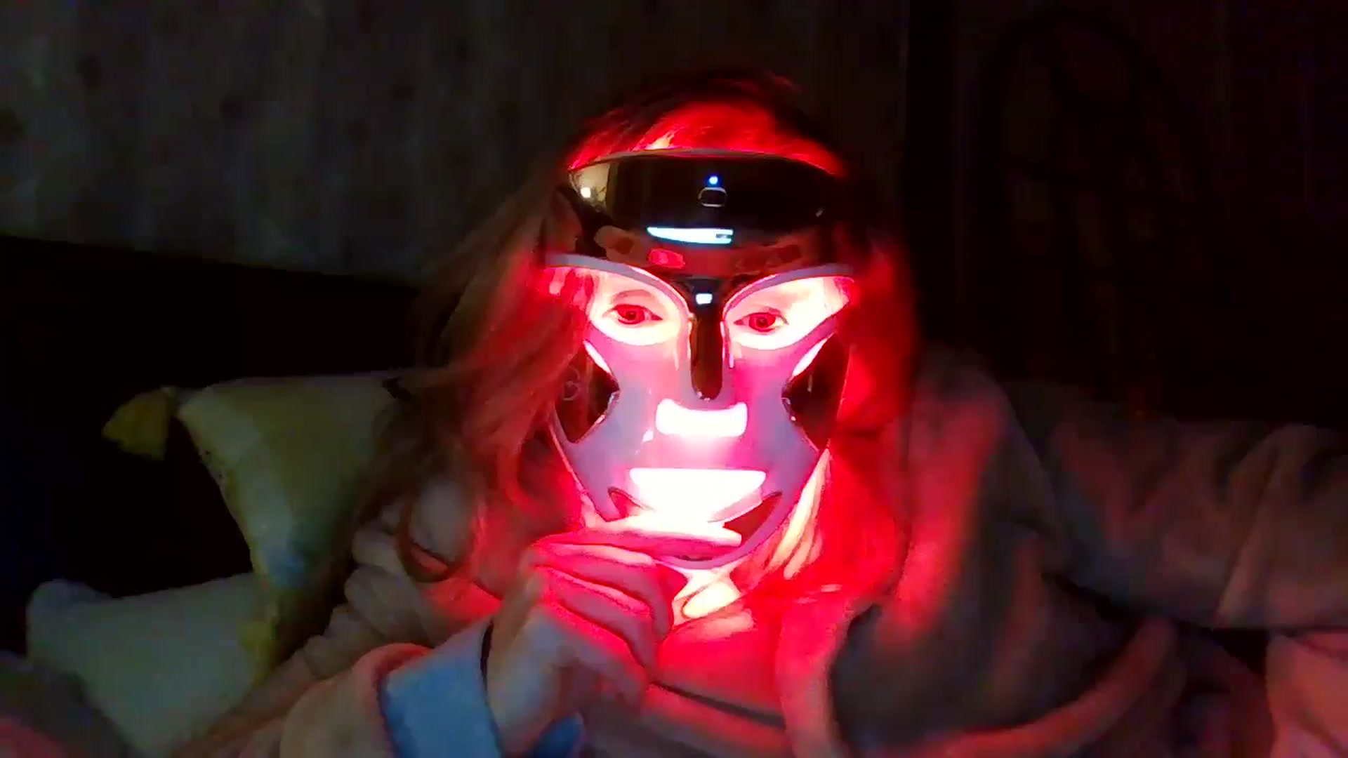 Gallery image thumbnail from Courtney's myfreecams stream on, 04/28/2024, 23:29 image 8 of 20