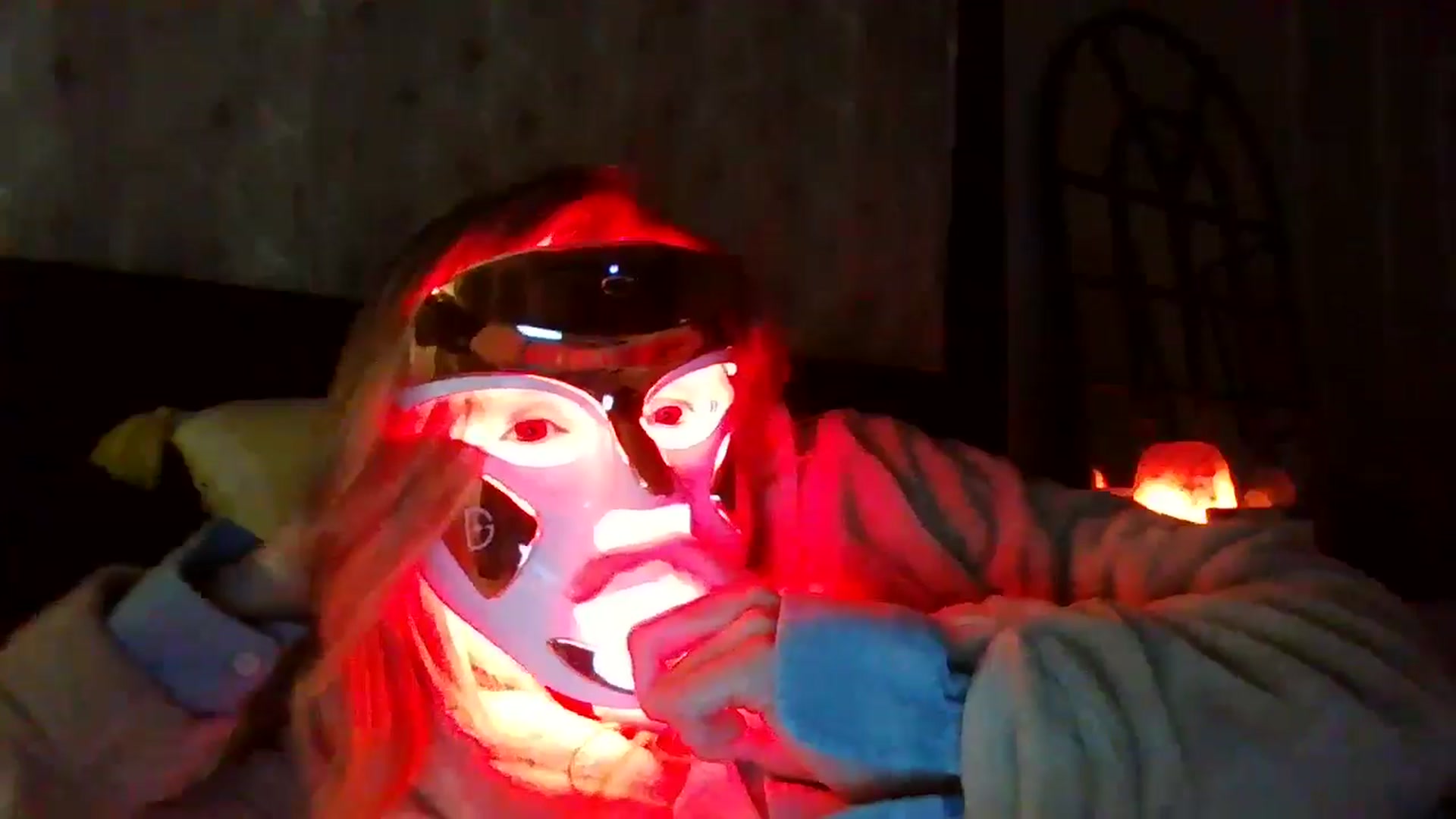 Gallery image thumbnail from Courtney's myfreecams stream on, 04/28/2024, 23:29 image 9 of 20
