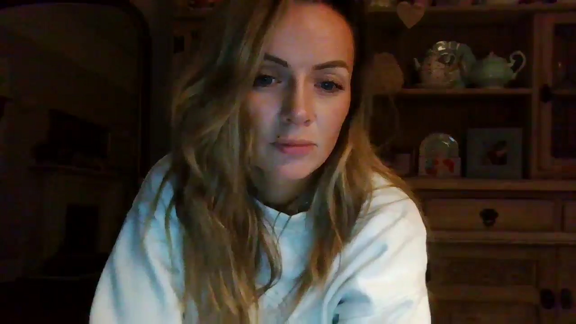 Gallery image thumbnail from Courtney's myfreecams stream on, 04/29/2024, 23:42 image 9 of 20