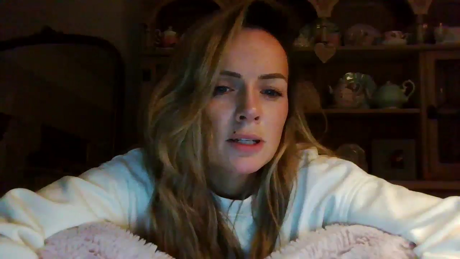 Gallery image thumbnail from Courtney's myfreecams stream on, 04/29/2024, 23:42 image 10 of 20