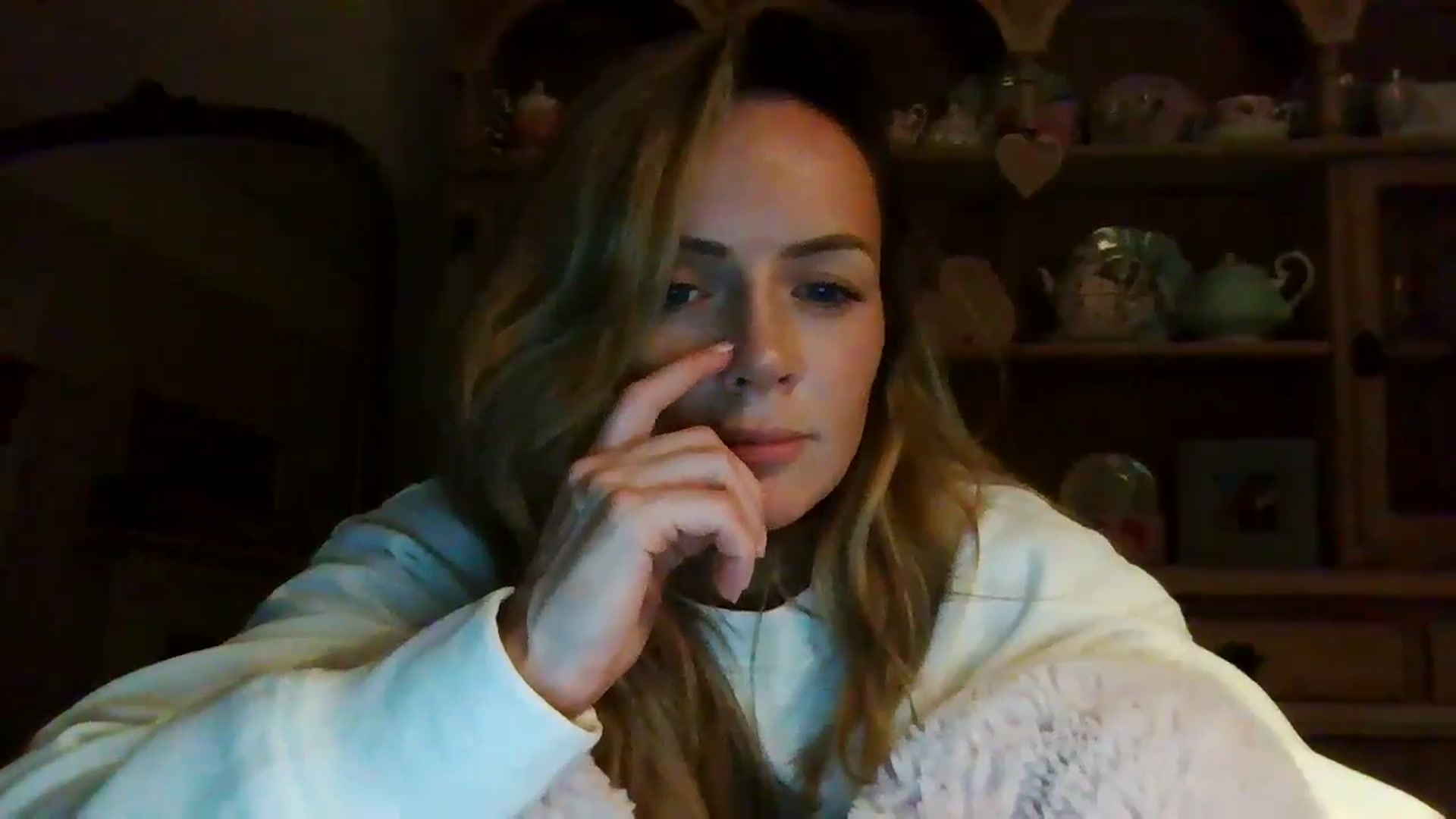 Gallery image thumbnail from Courtney's myfreecams stream on, 04/29/2024, 23:42 image 13 of 20