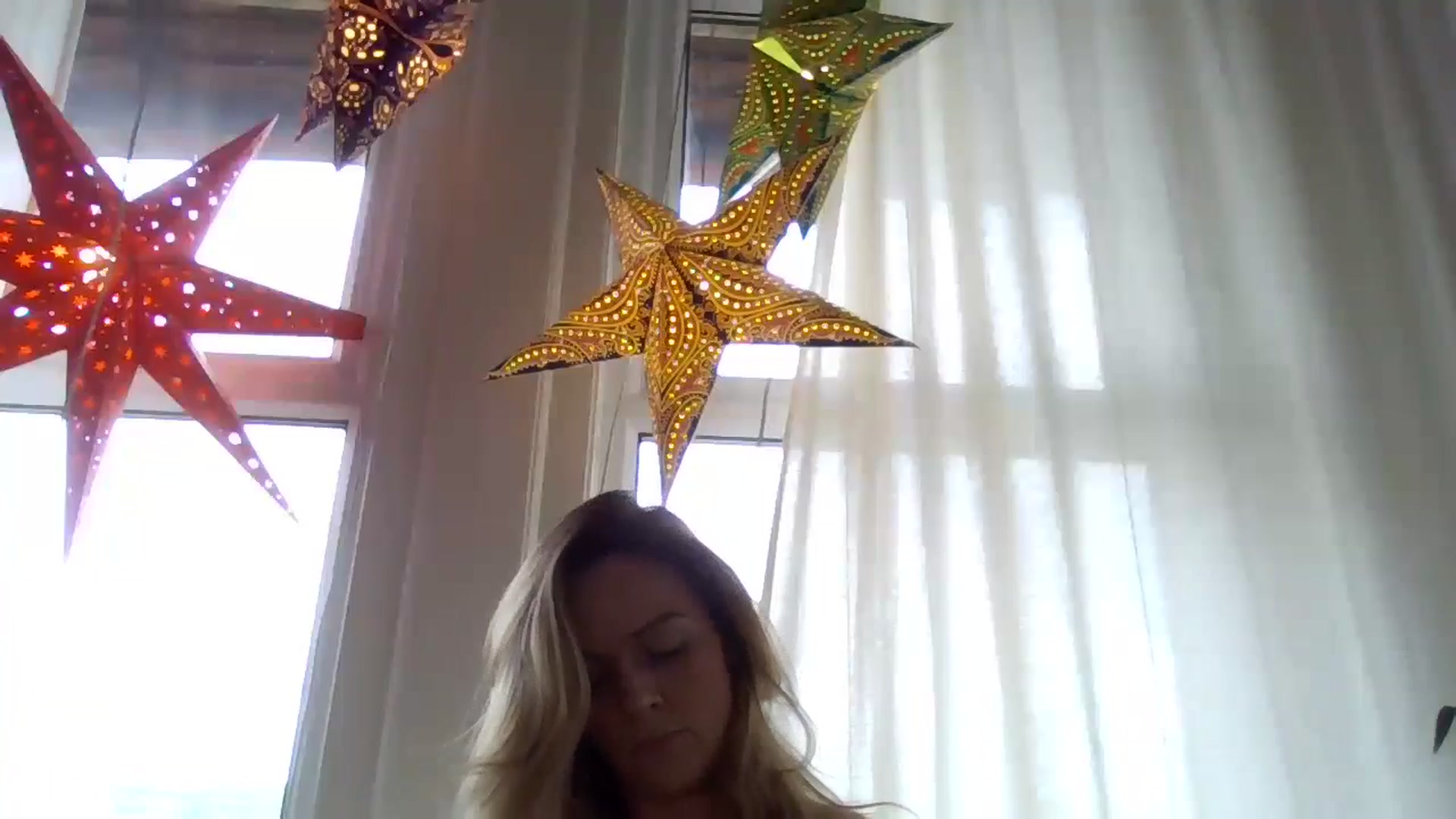 Gallery image thumbnail from Courtney's myfreecams stream on, 05/01/2024, 13:12 image 16 of 20