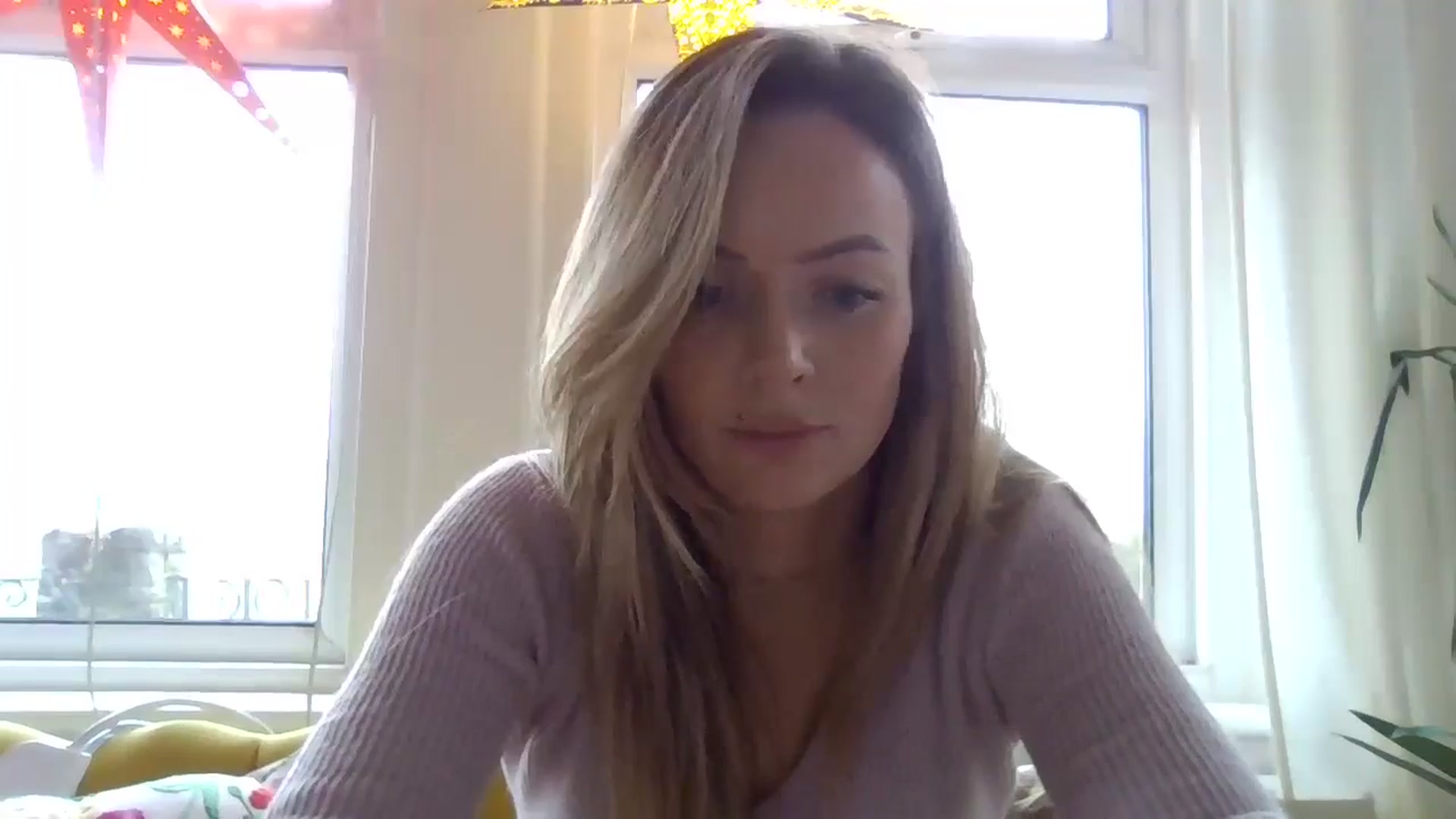 Gallery image thumbnail from Courtney's myfreecams stream on, 05/02/2024, 10:59 image 5 of 20