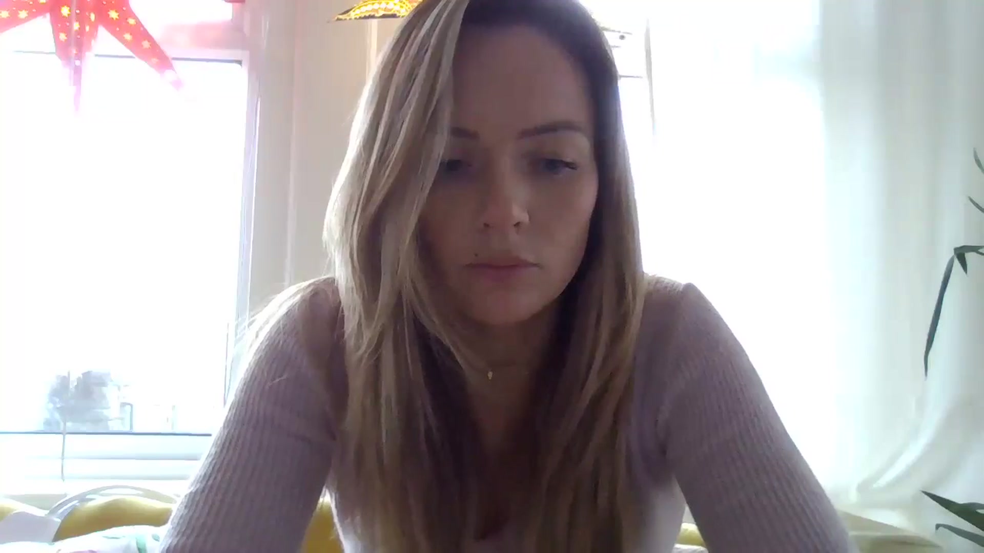 Gallery image thumbnail from Courtney's myfreecams stream on, 05/02/2024, 10:59 image 18 of 20