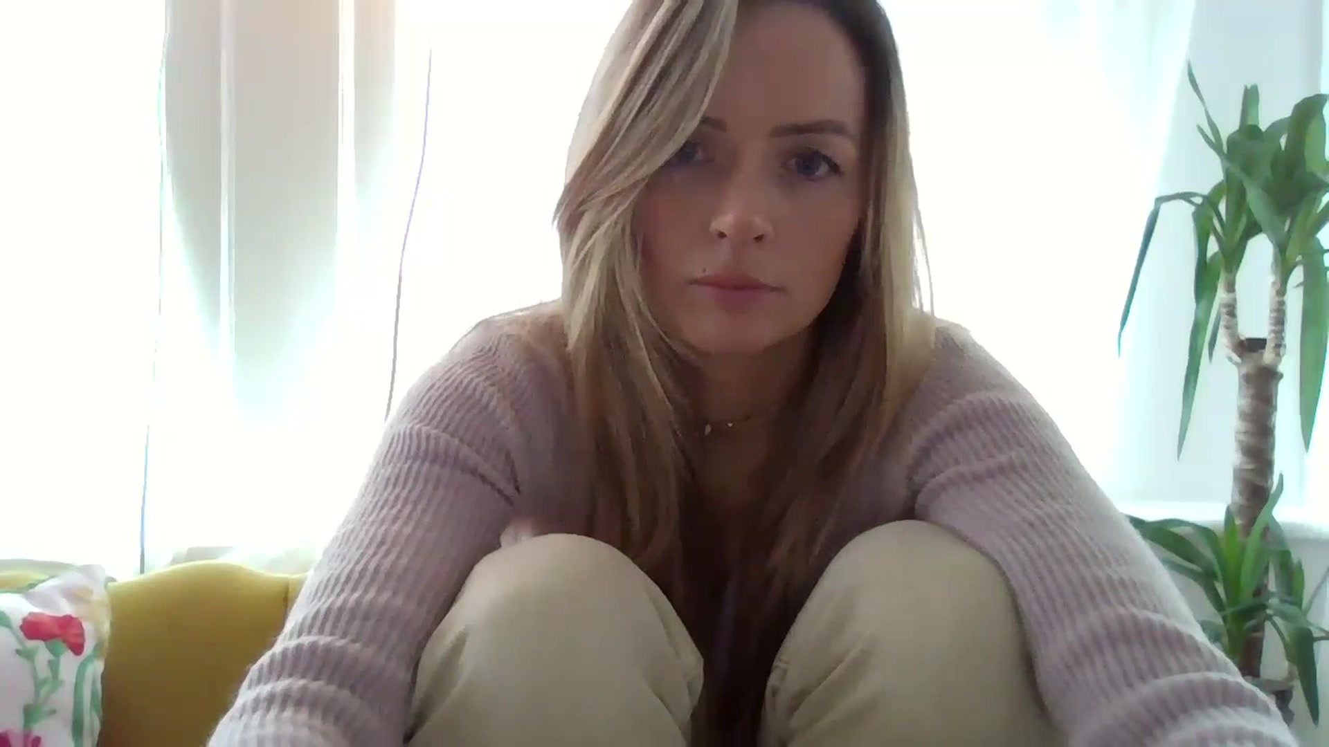 Gallery image thumbnail from Courtney's myfreecams stream on, 05/02/2024, 12:49 image 10 of 20